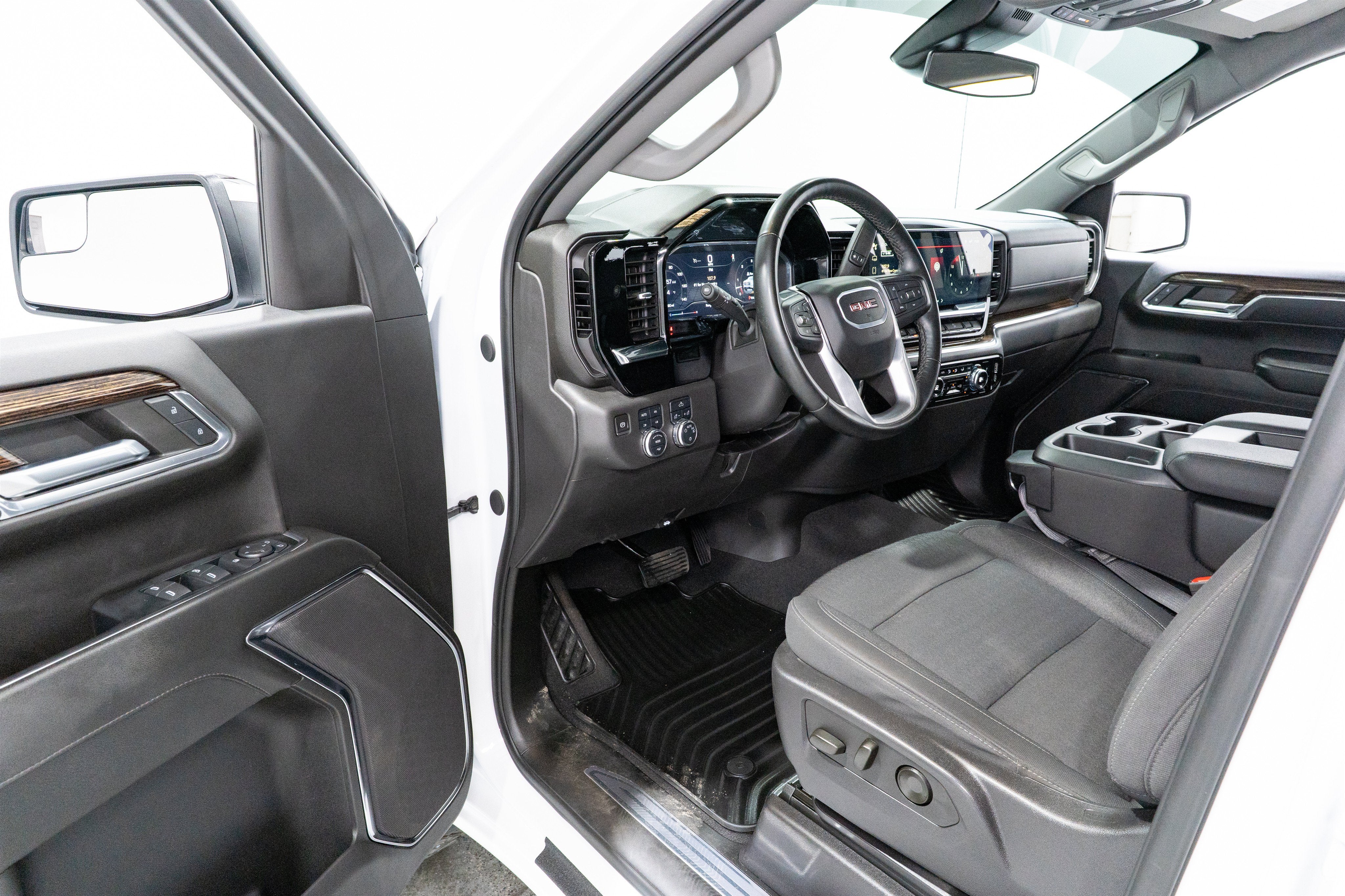 2024 GMC Sierra 1500 SLE