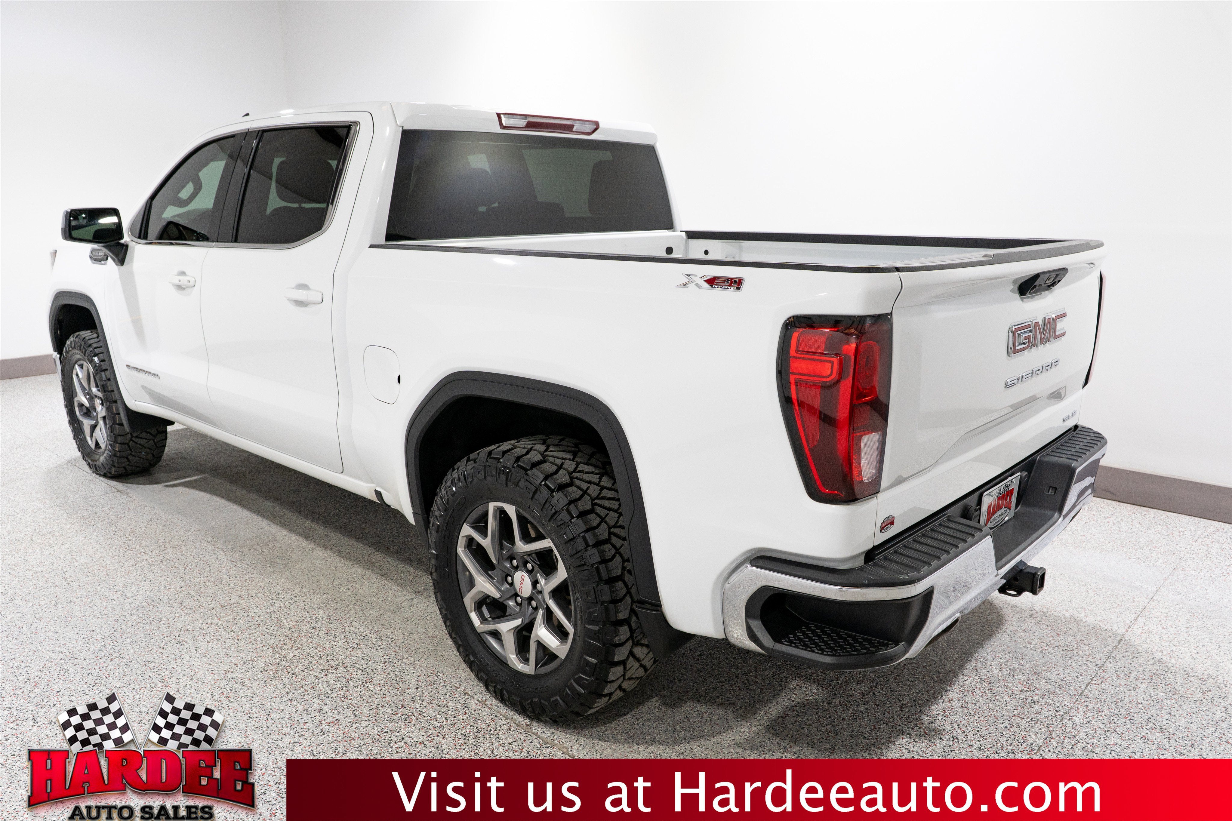 2024 GMC Sierra 1500 SLE
