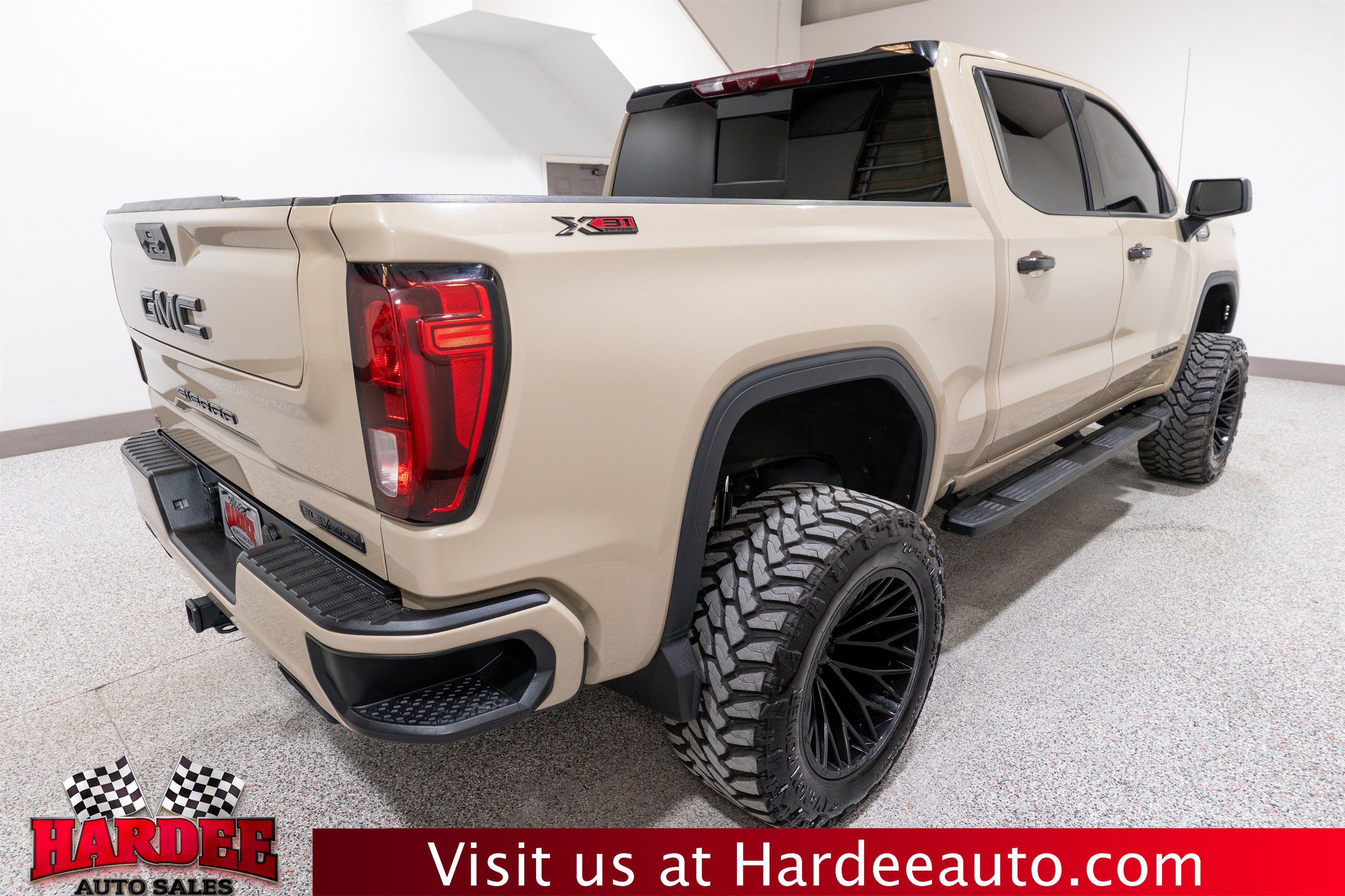 2023 GMC Sierra 1500 Elevation