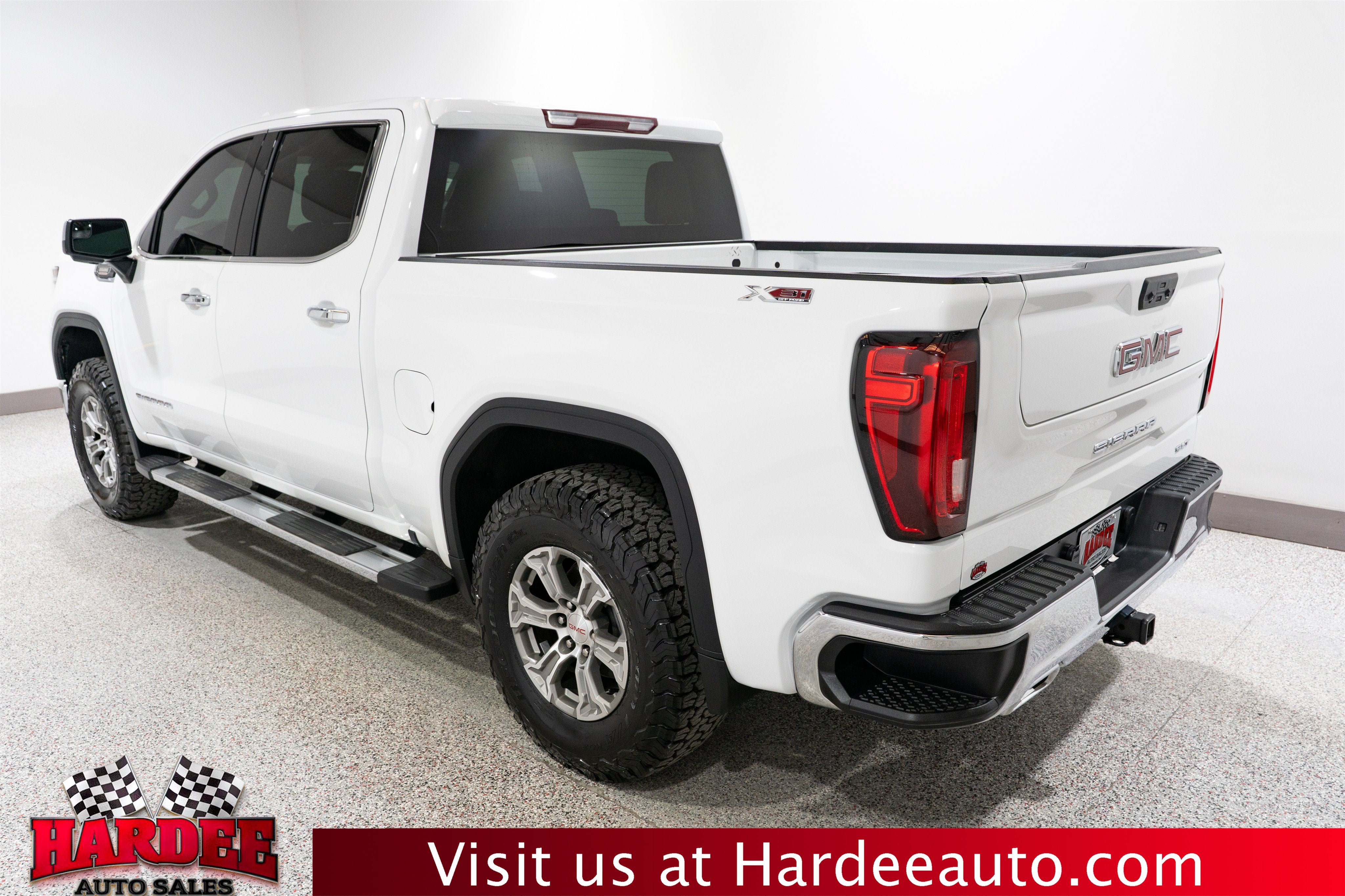 2023 GMC Sierra 1500 SLT