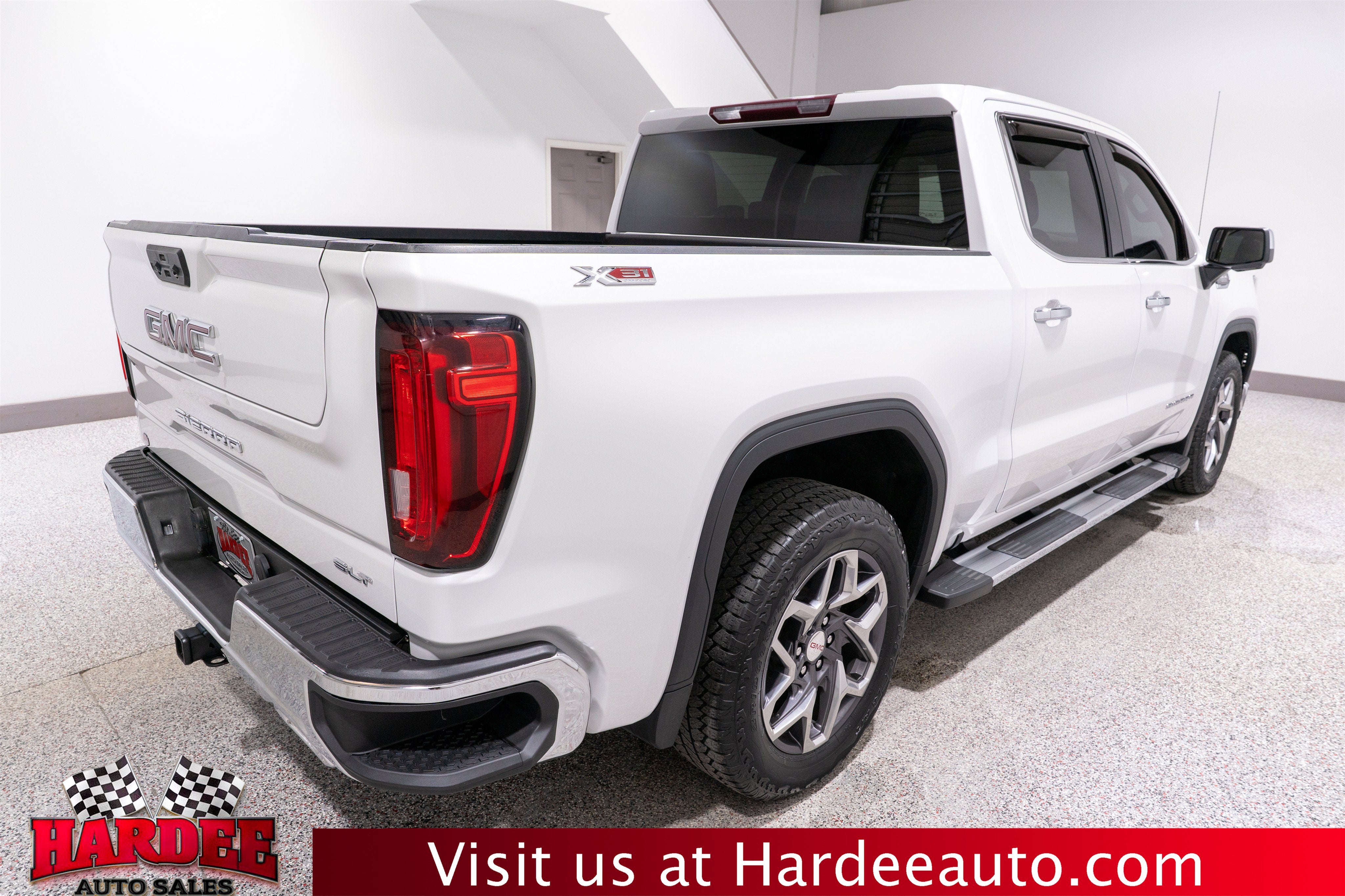 2023 GMC Sierra 1500 SLT