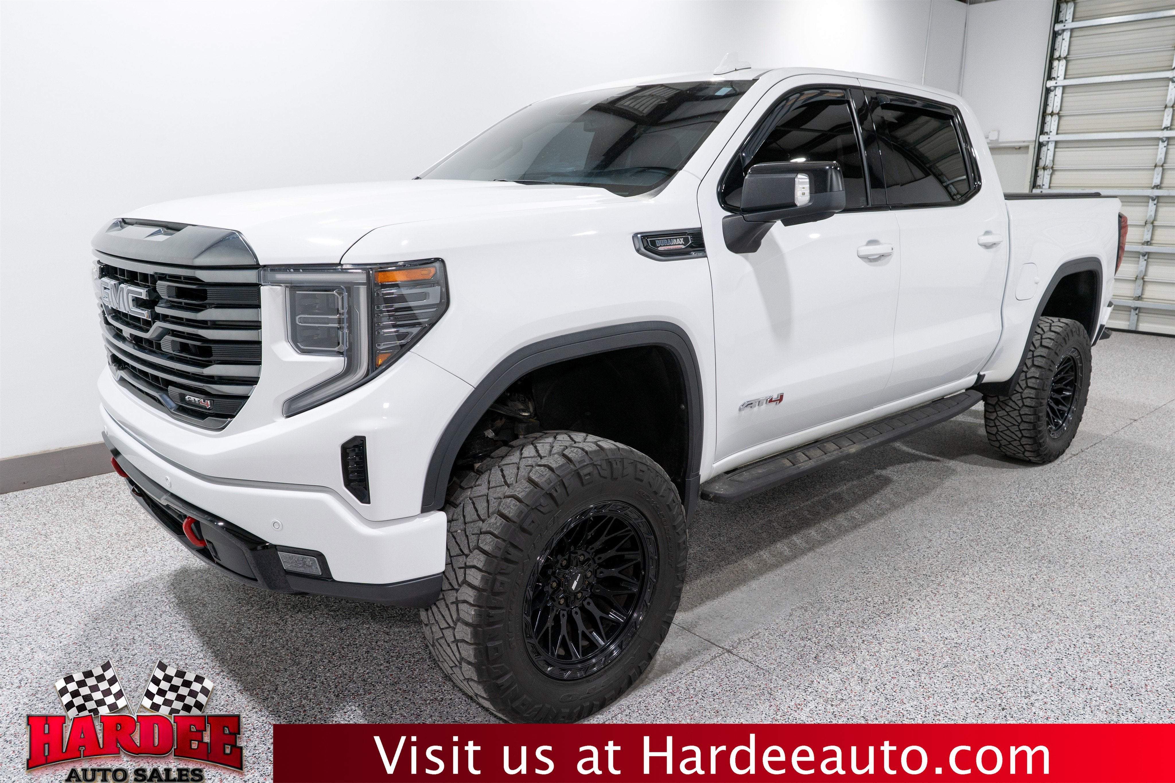 2023 GMC Sierra 1500 AT4