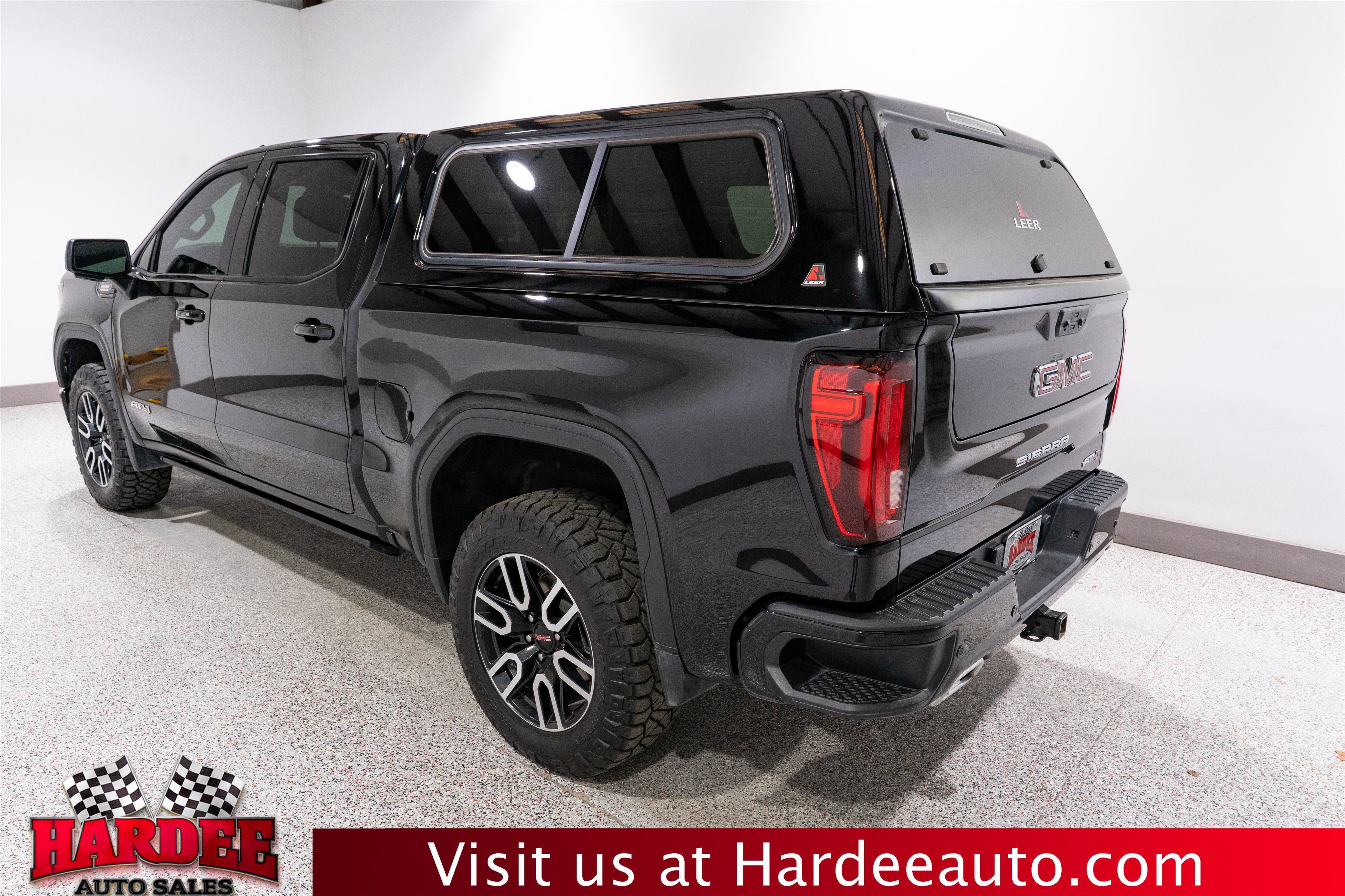 2024 GMC Sierra 1500 AT4