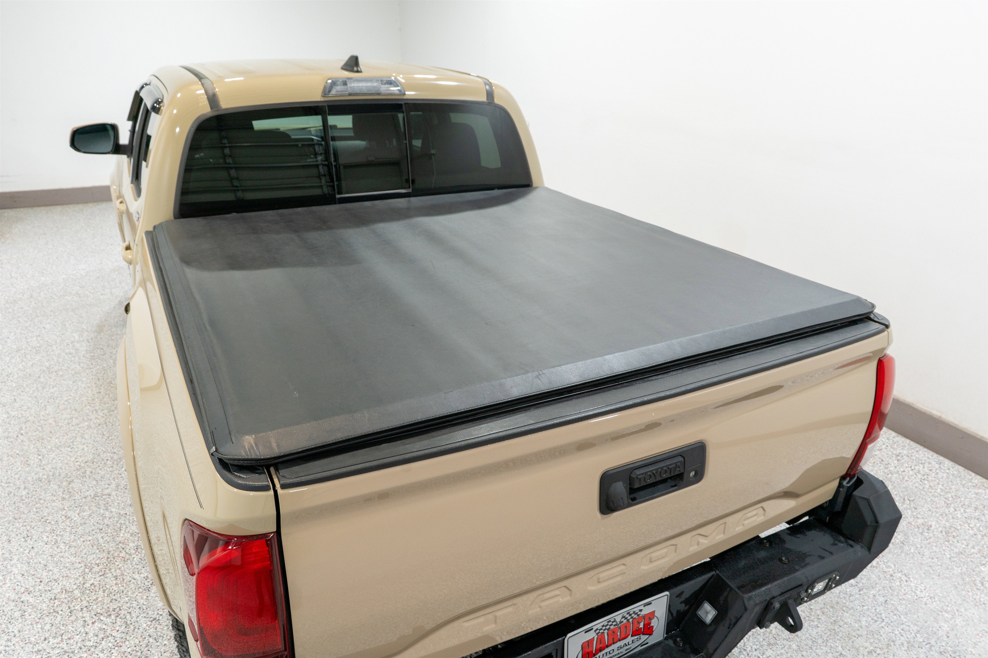 2018 Toyota Tacoma 2WD SR5