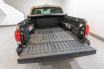 2018 Toyota Tacoma 2WD SR5