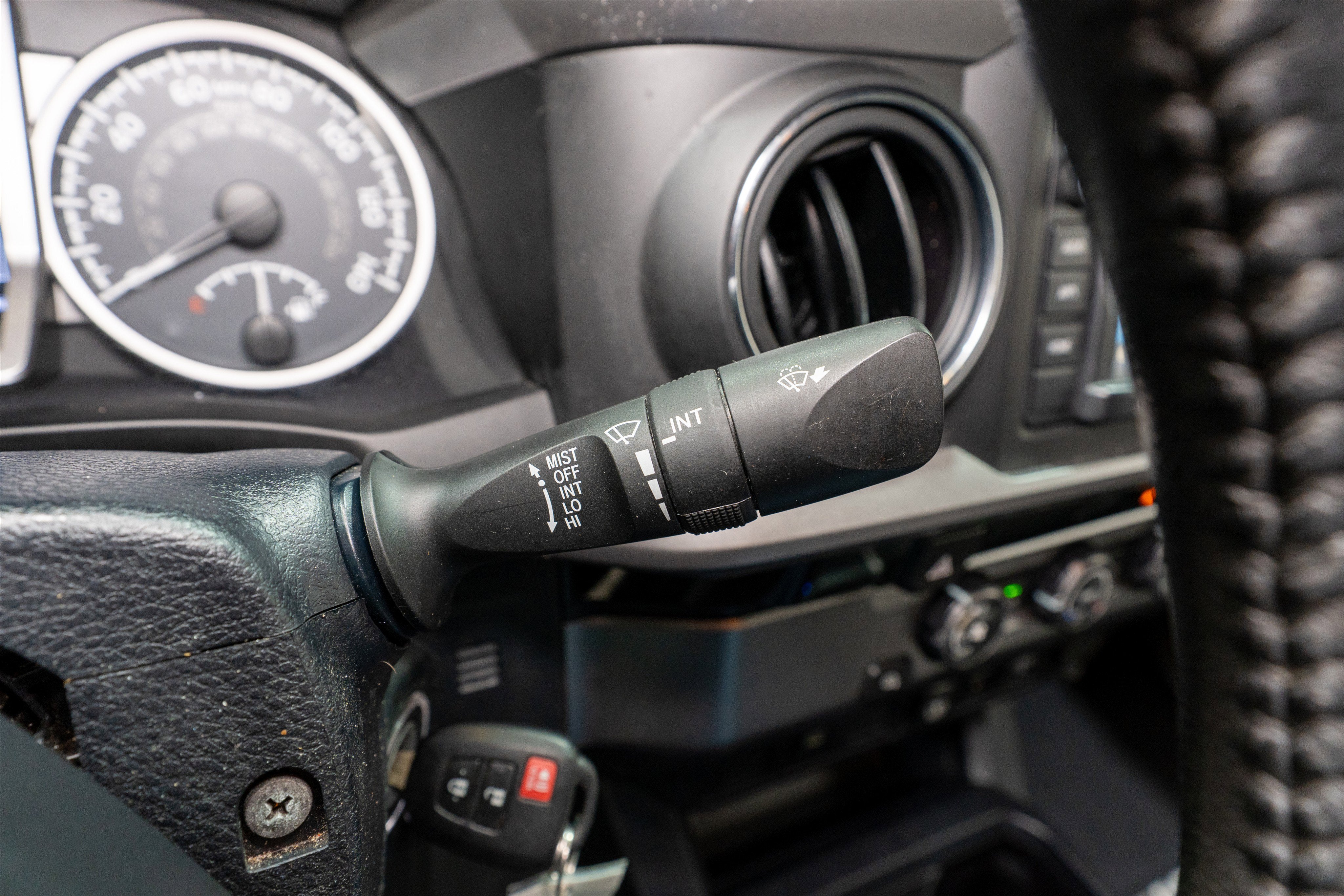 2018 Toyota Tacoma 2WD SR5