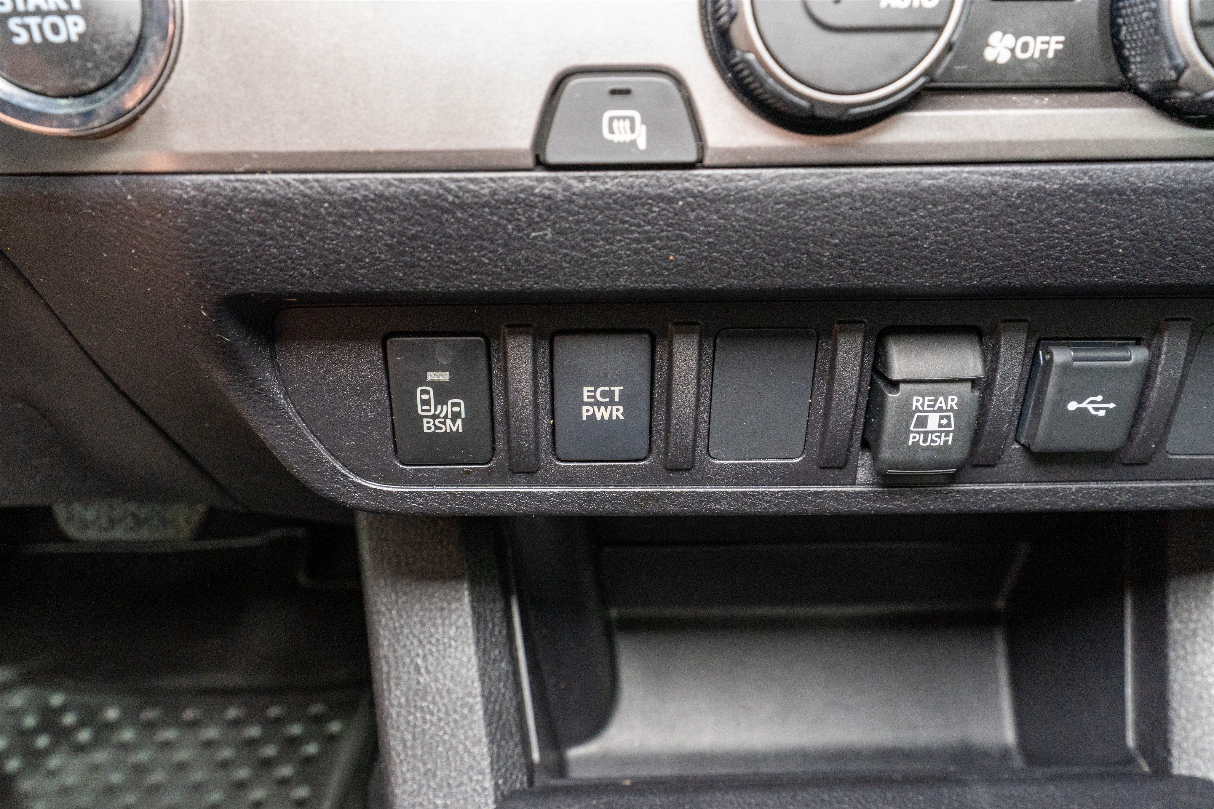2023 Toyota Tacoma 2WD SR5