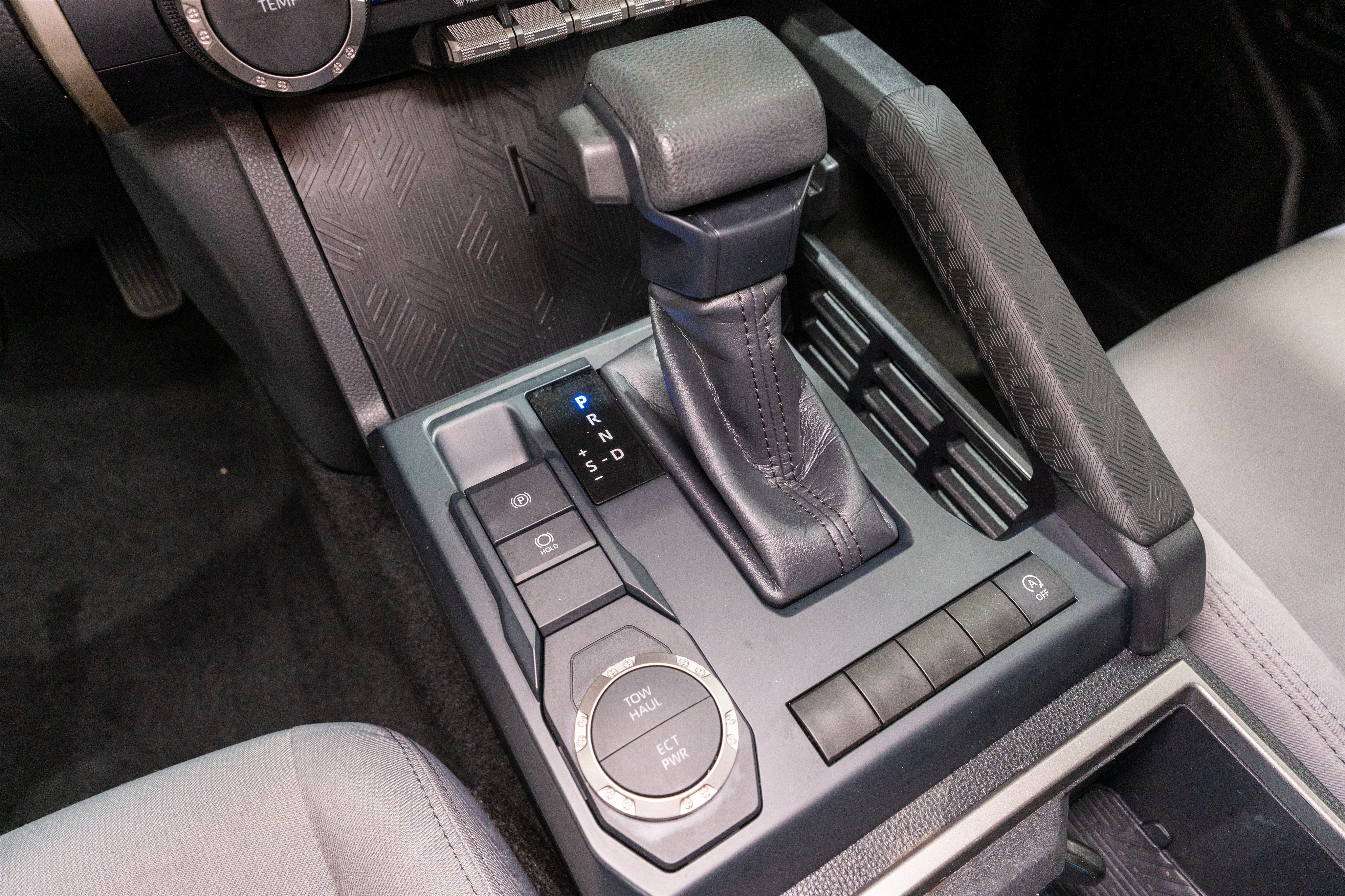2024 Toyota Tacoma 2WD SR5