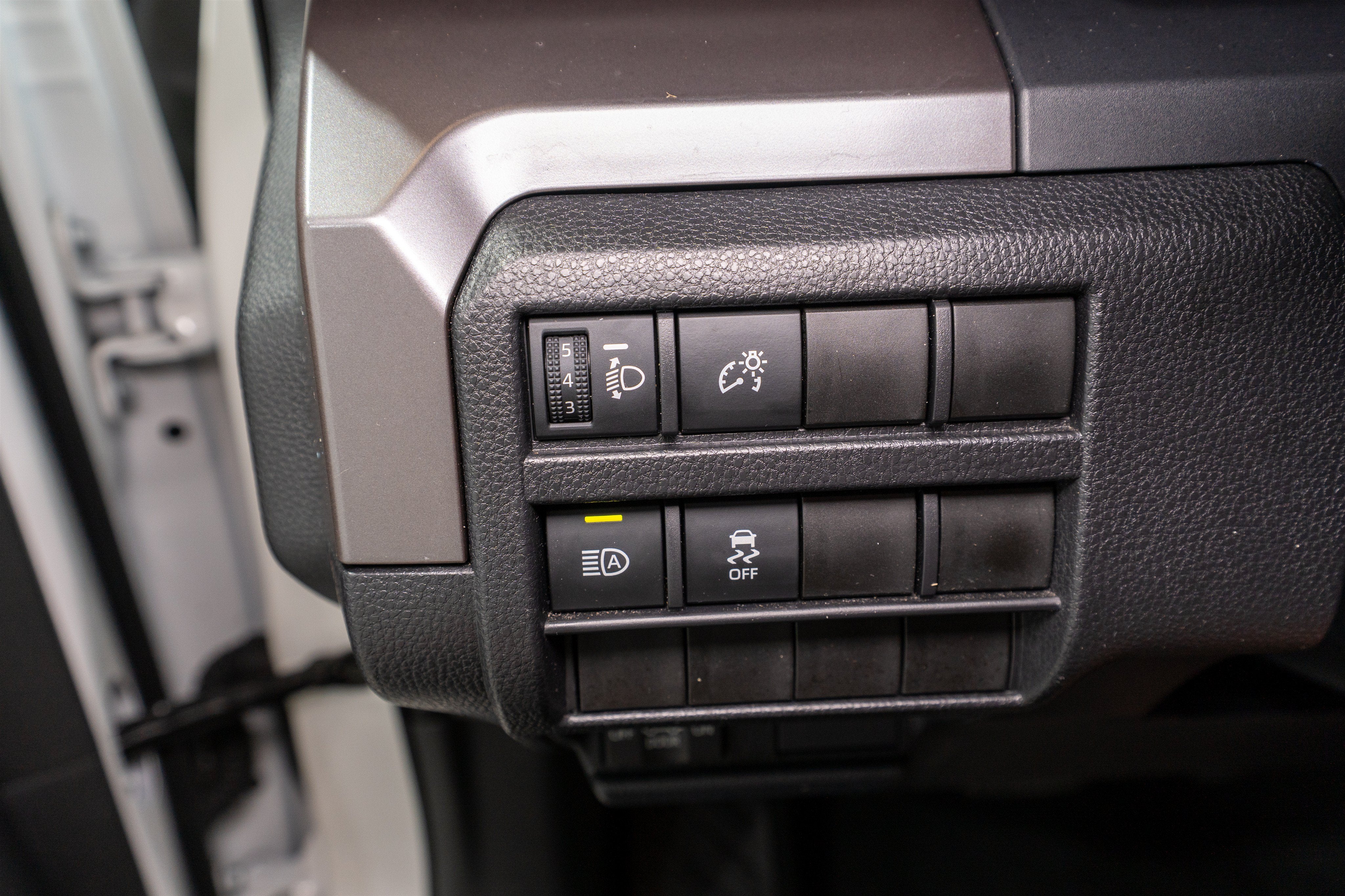 2024 Toyota Tacoma 2WD SR5