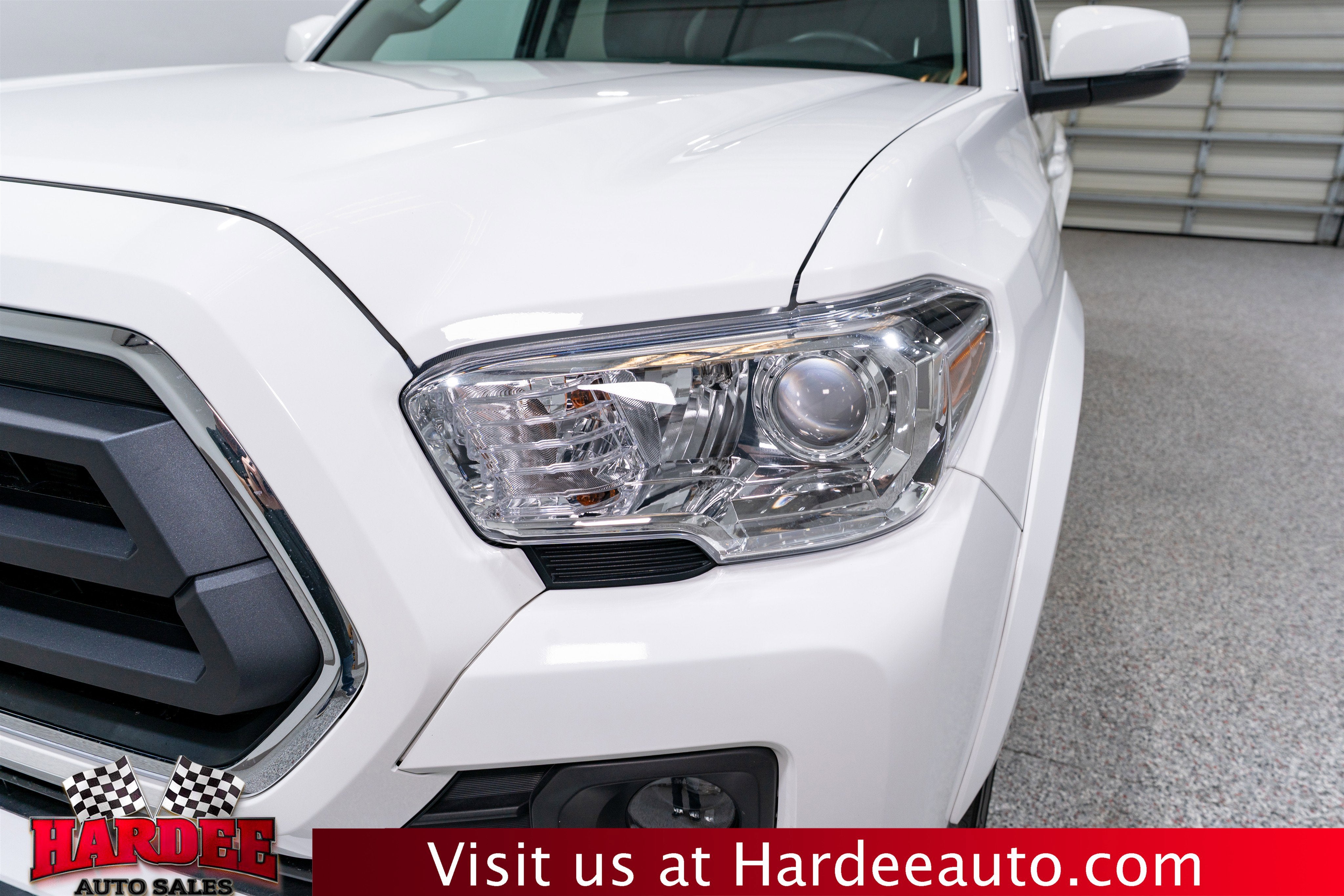 2023 Toyota Tacoma 4WD SR5