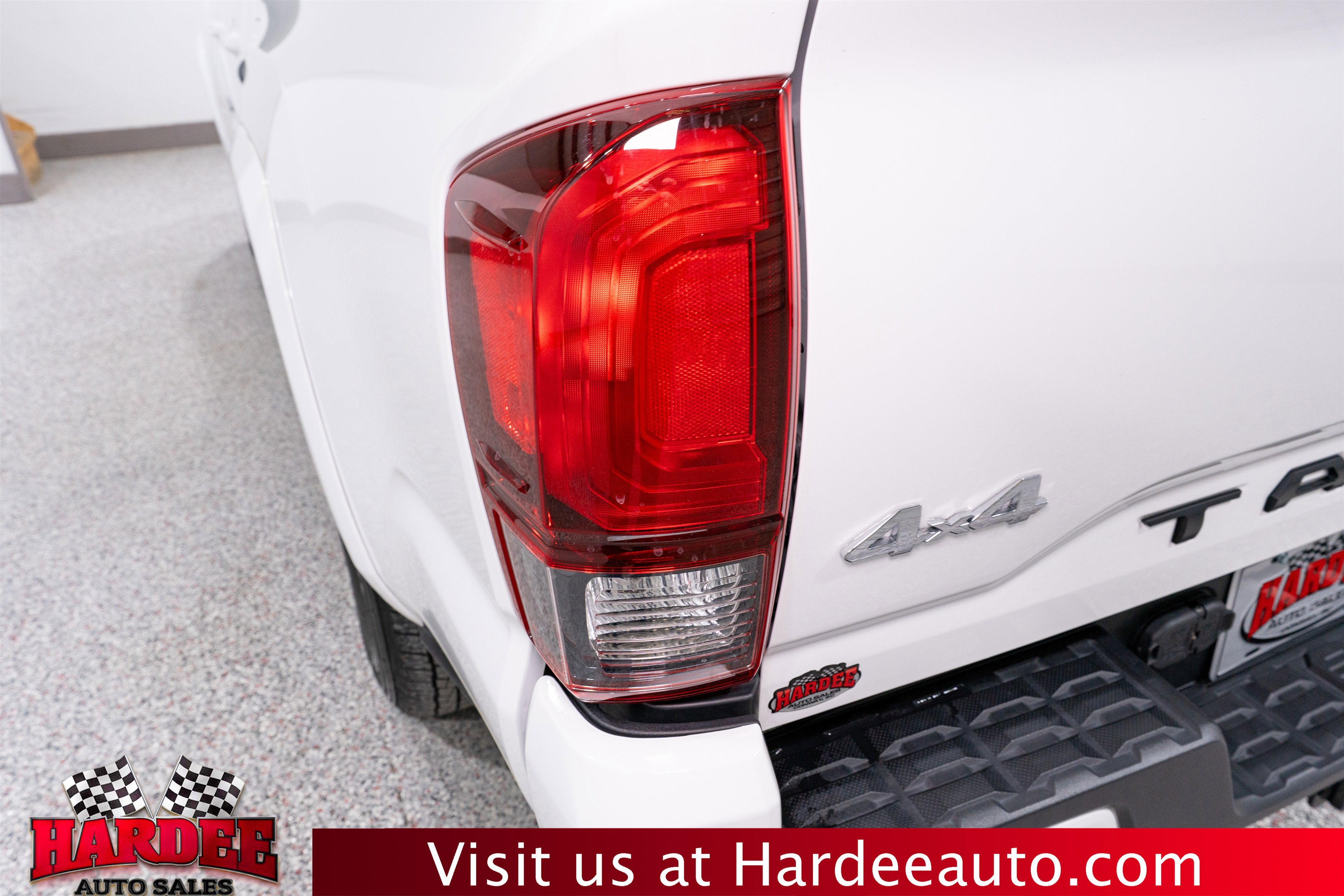 2023 Toyota Tacoma 4WD SR5