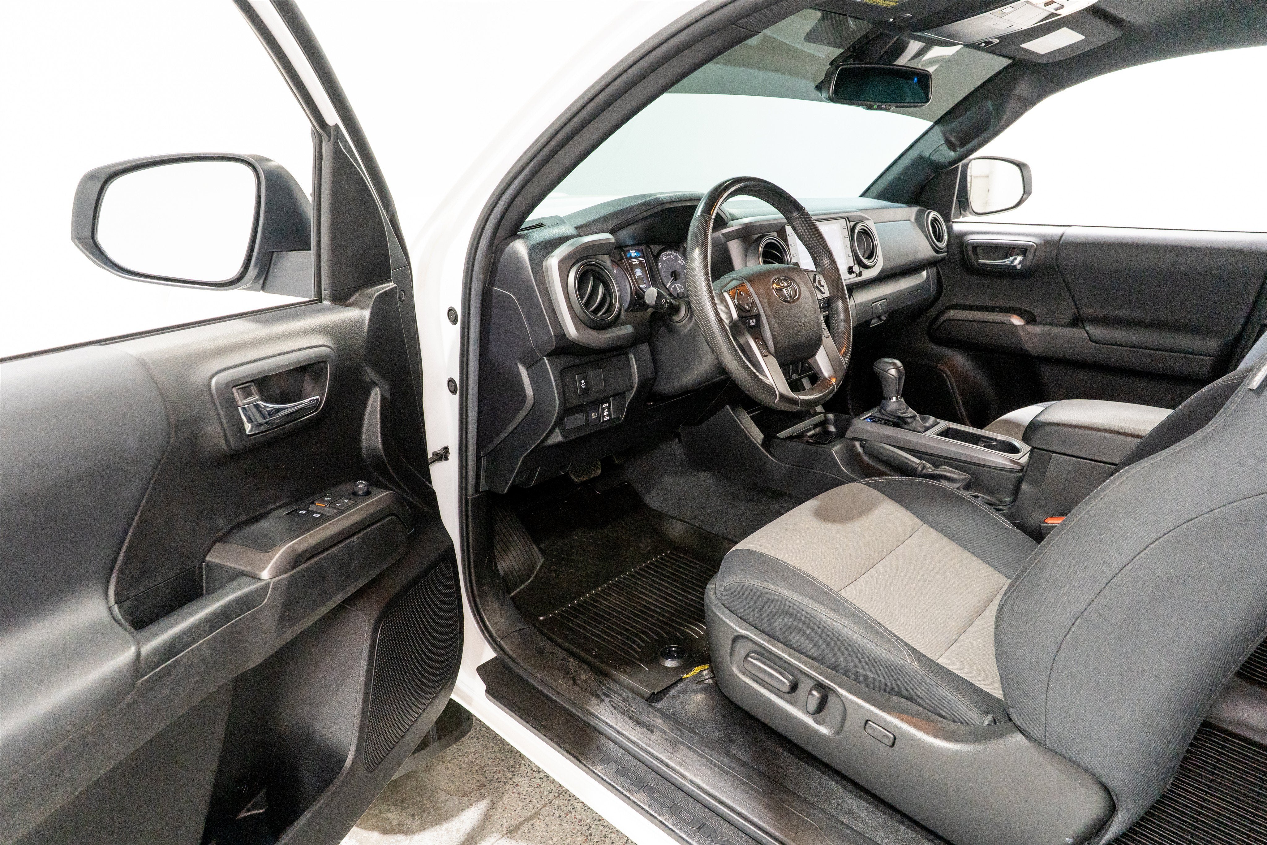 2022 Toyota Tacoma 4WD TRD Sport