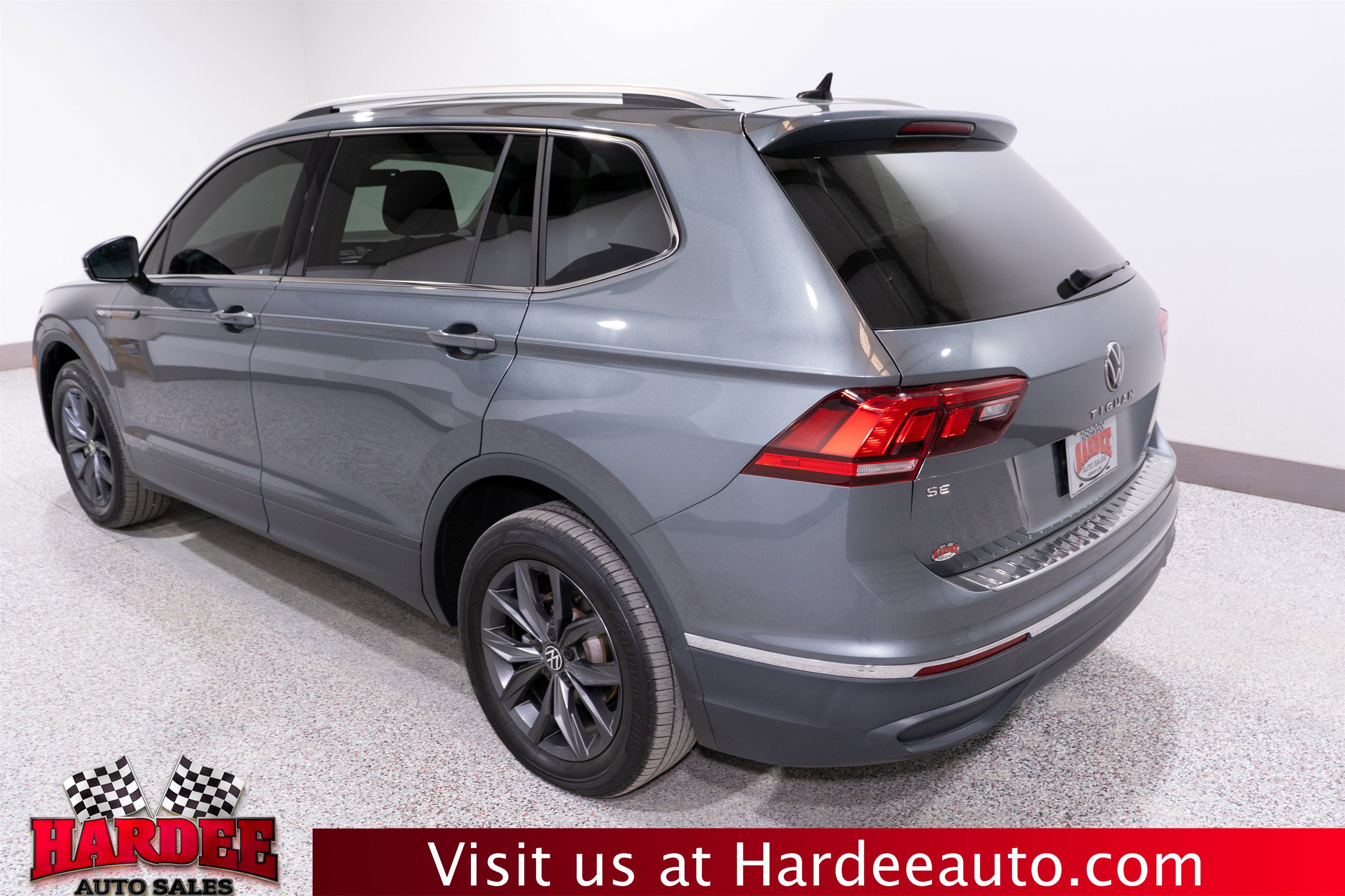 2023 Volkswagen Tiguan SE