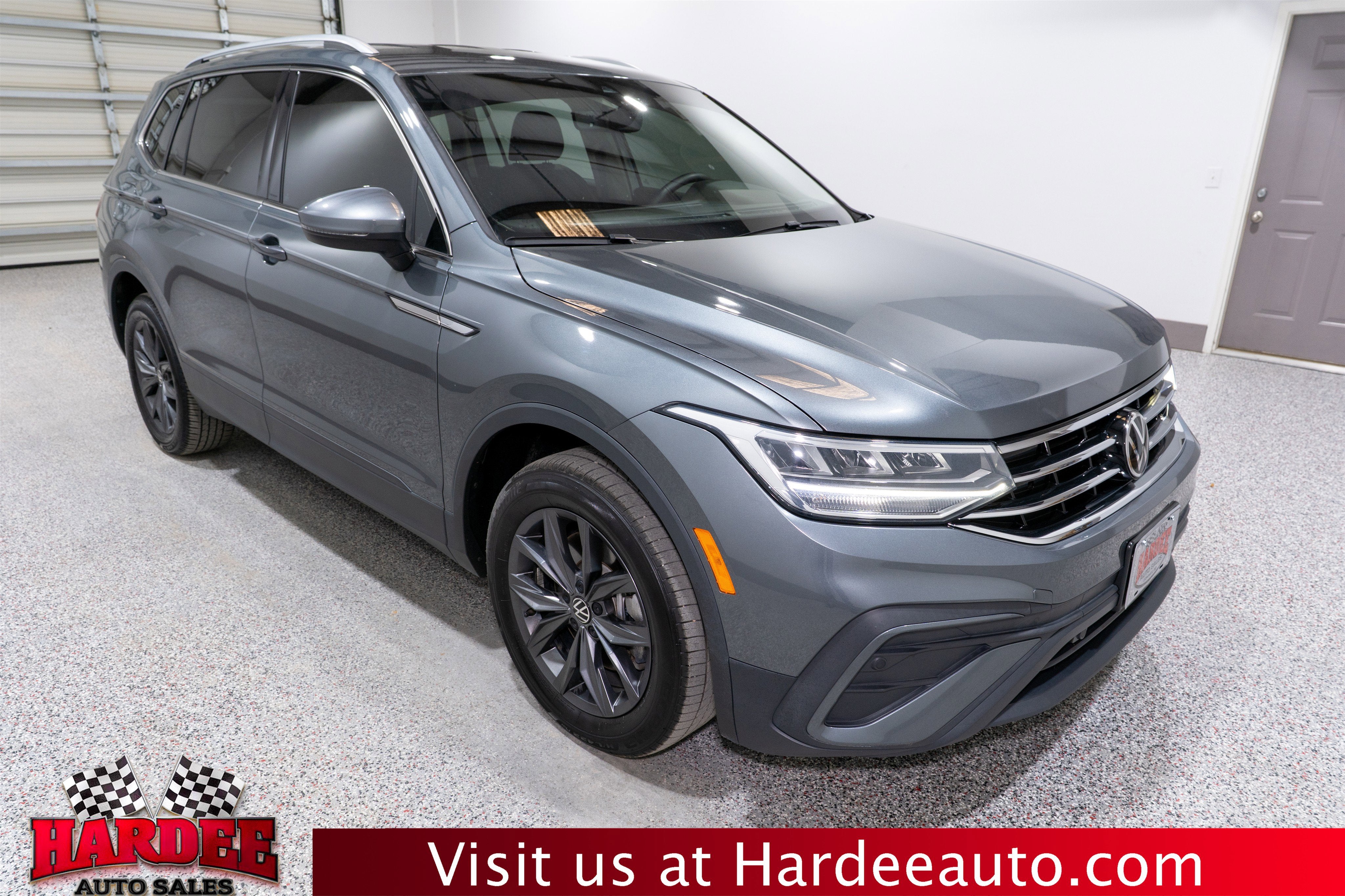 2023 Volkswagen Tiguan SE