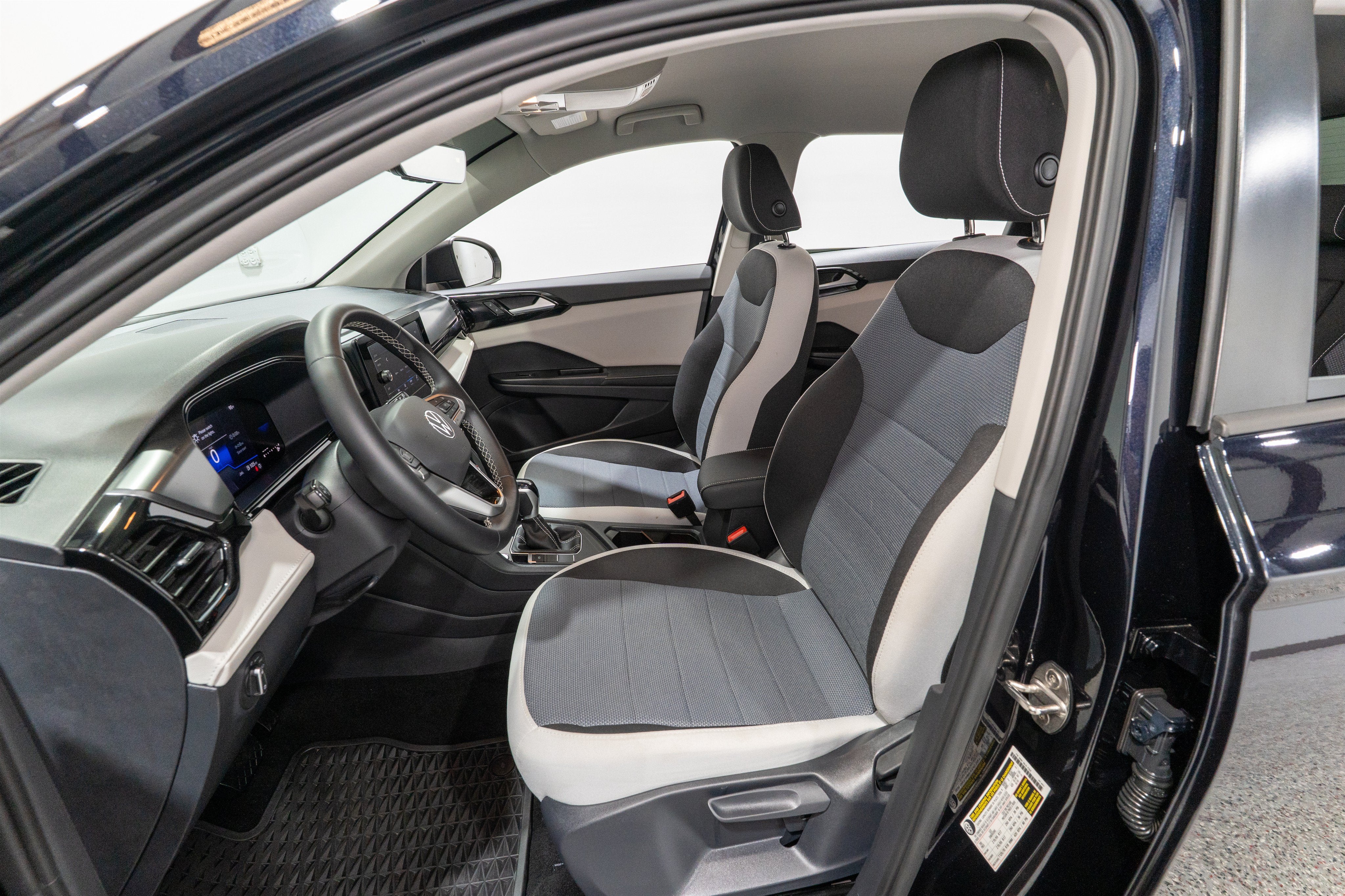 2025 Volkswagen Taos S