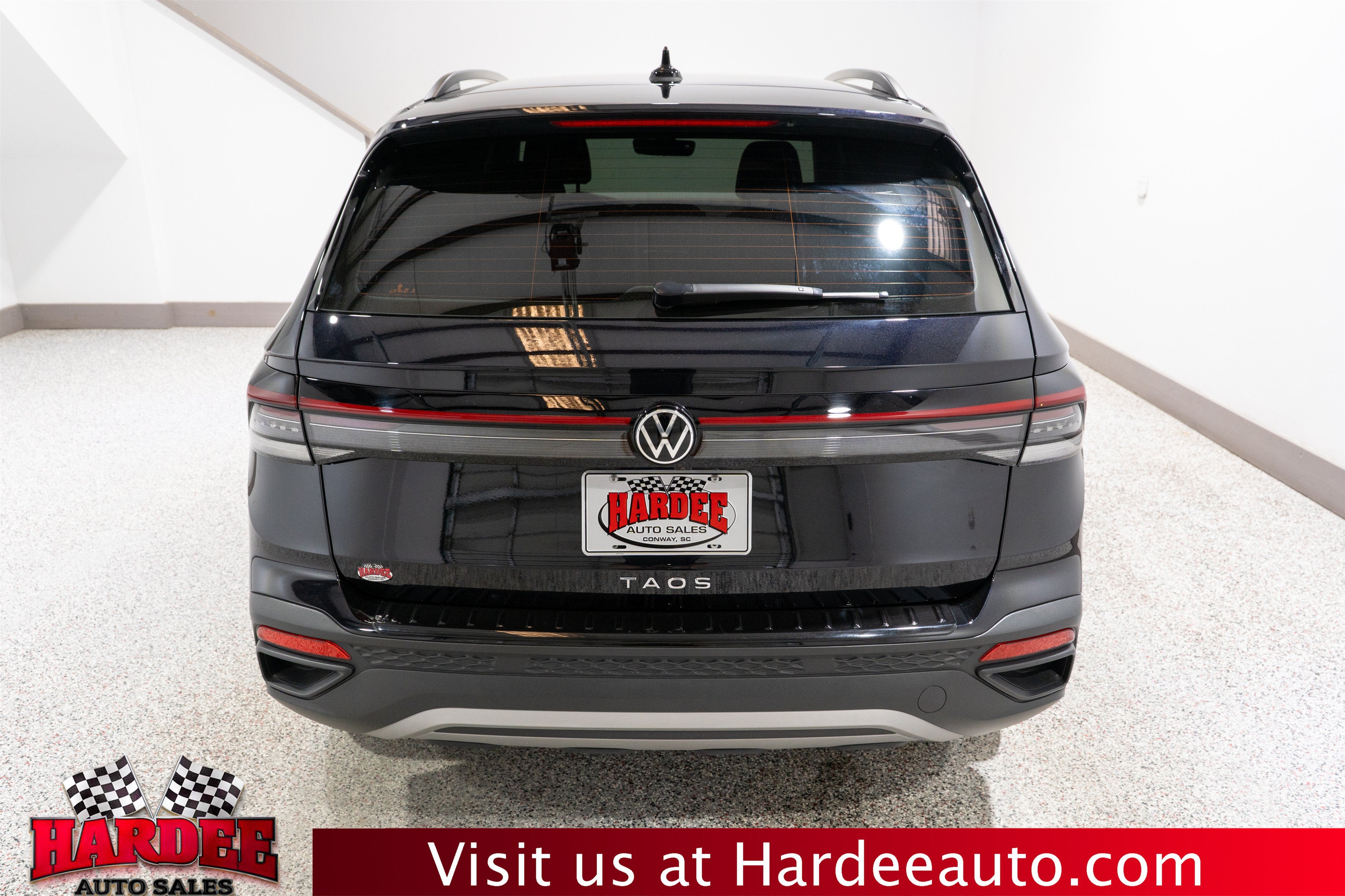 2025 Volkswagen Taos S