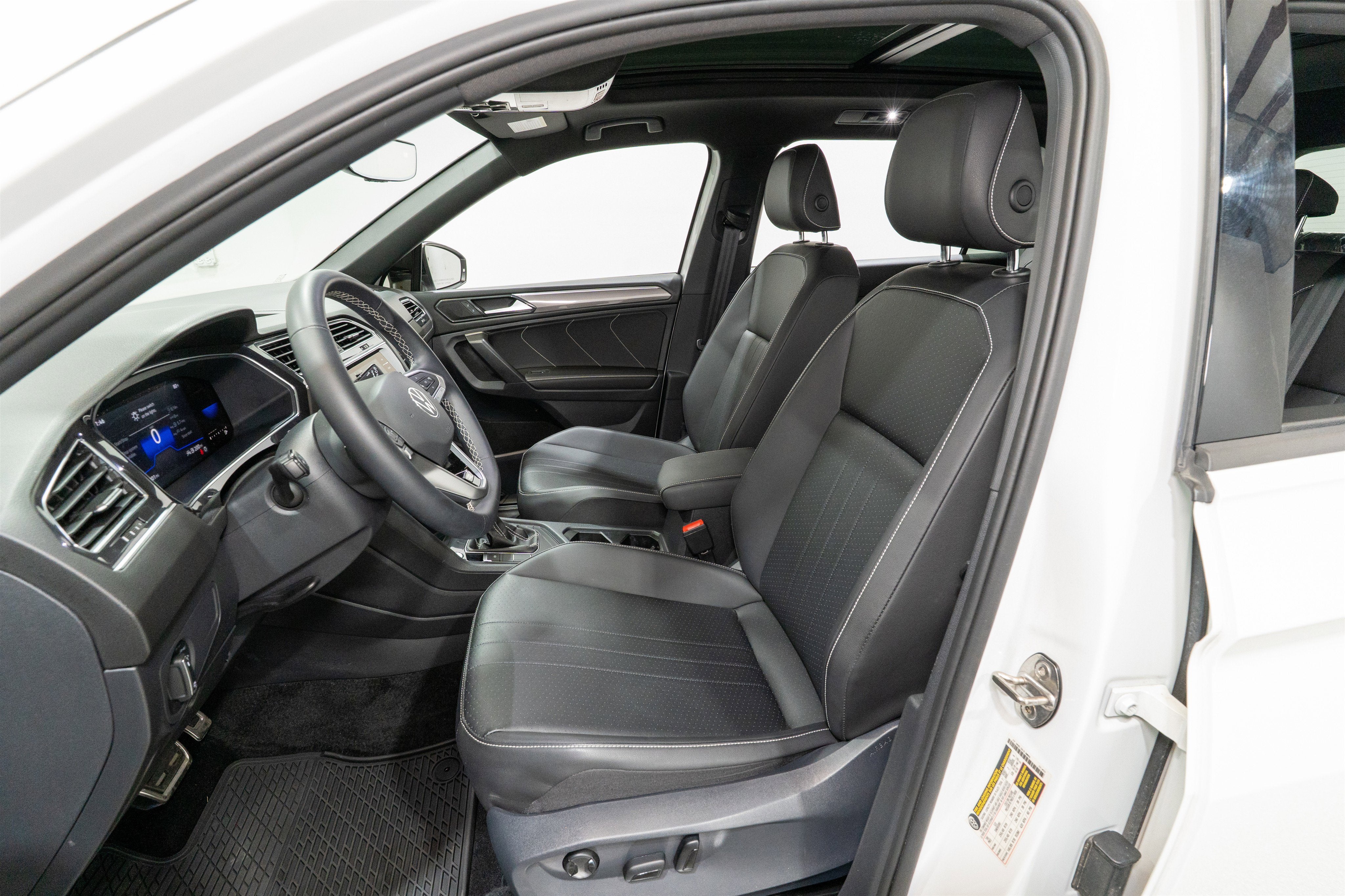 2023 Volkswagen Tiguan SE R-Line Black