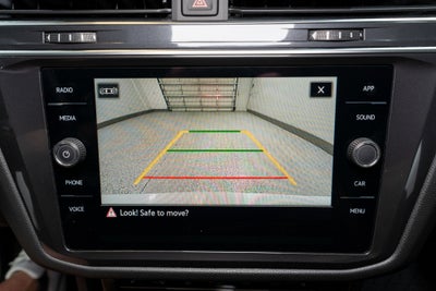 2023 Volkswagen Tiguan SE R-Line Black