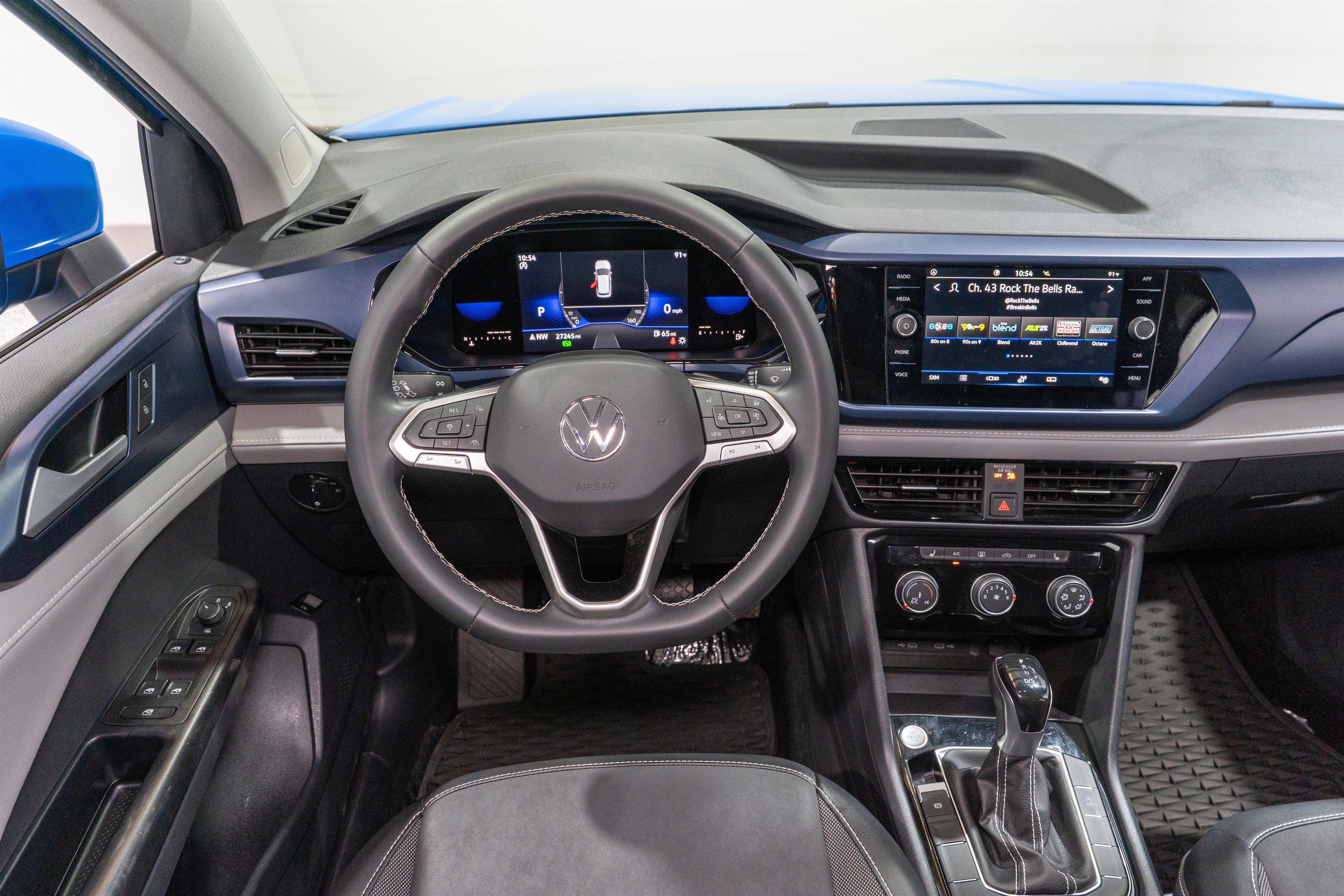 2023 Volkswagen Taos SE