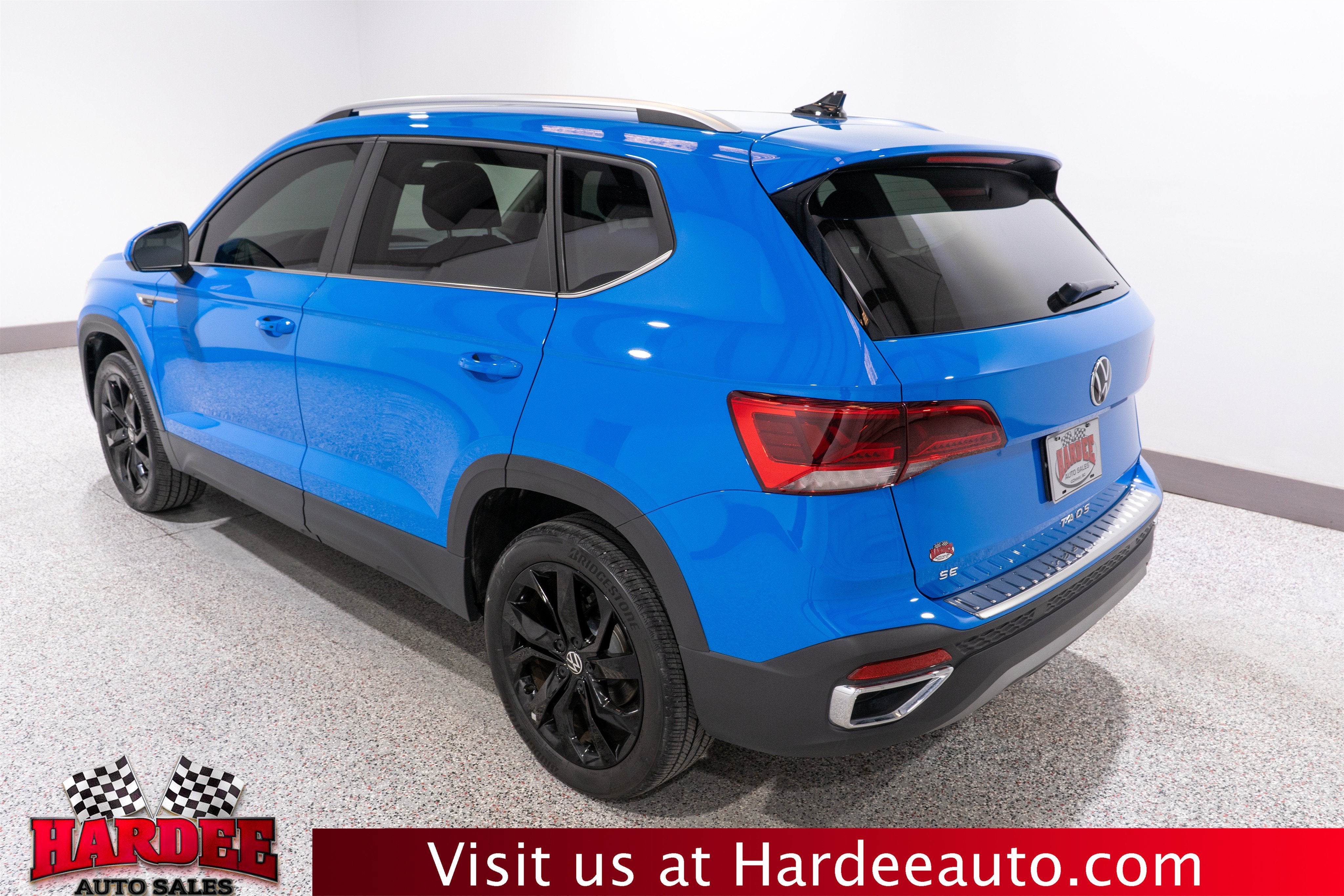 2023 Volkswagen Taos SE