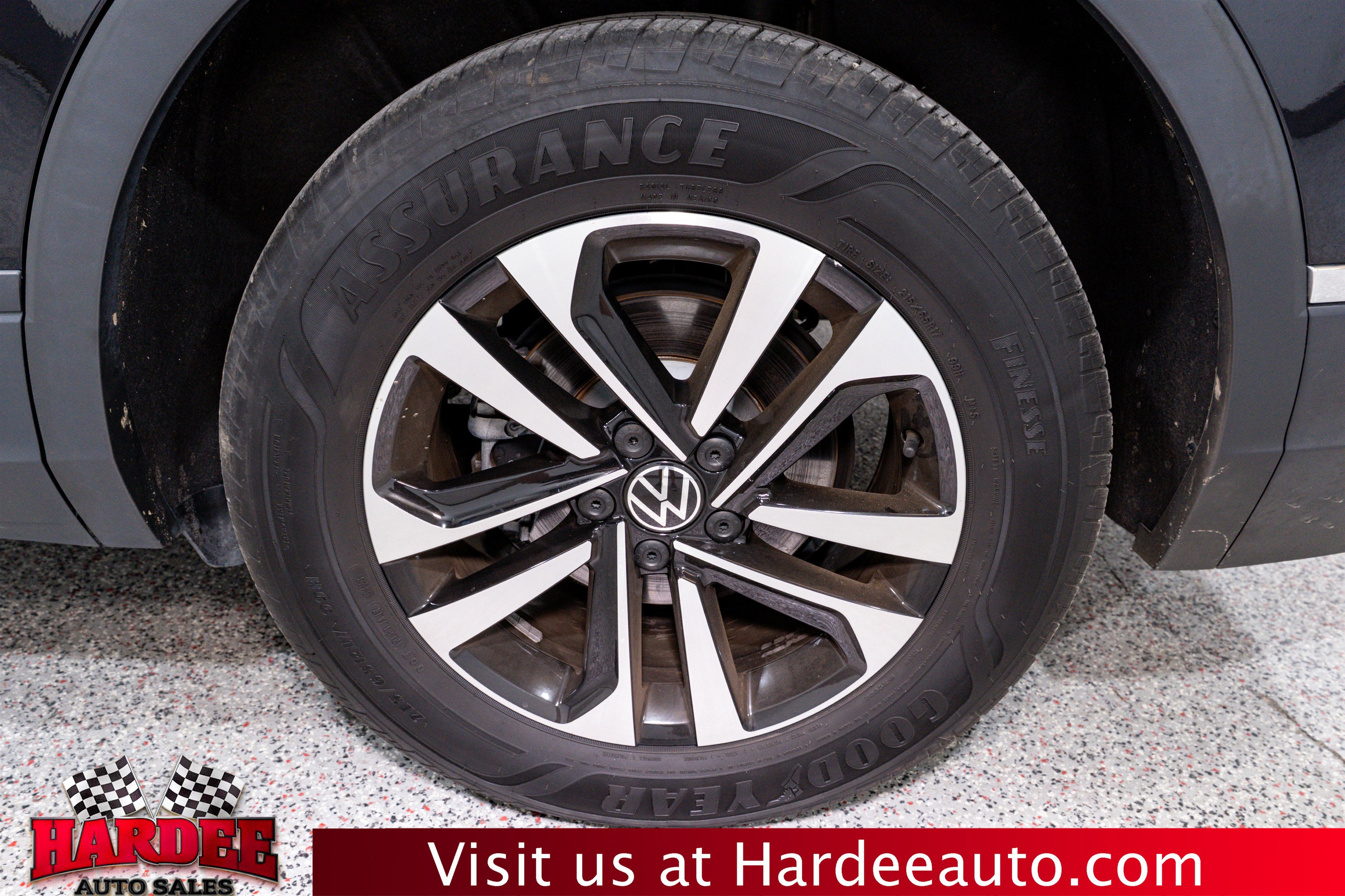 2024 Volkswagen Tiguan S