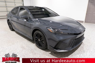 2025 Toyota Camry SE