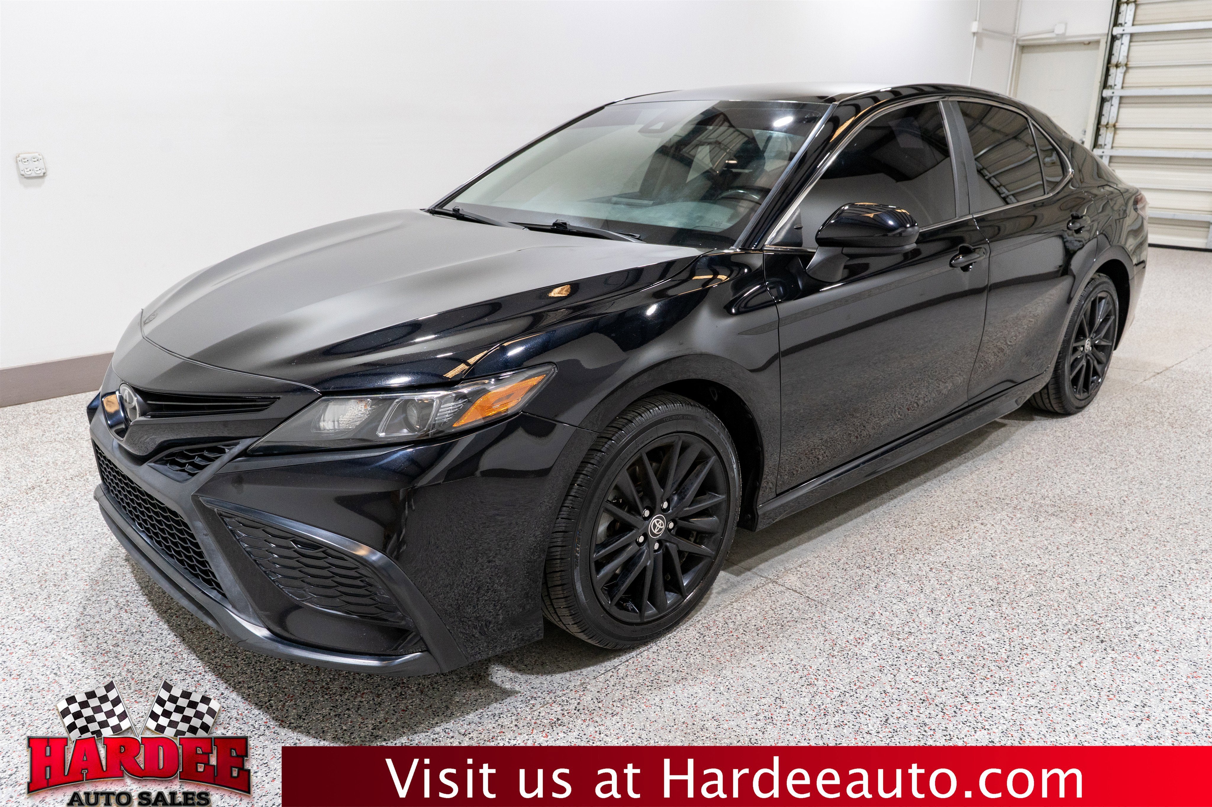 2021 Toyota Camry SE
