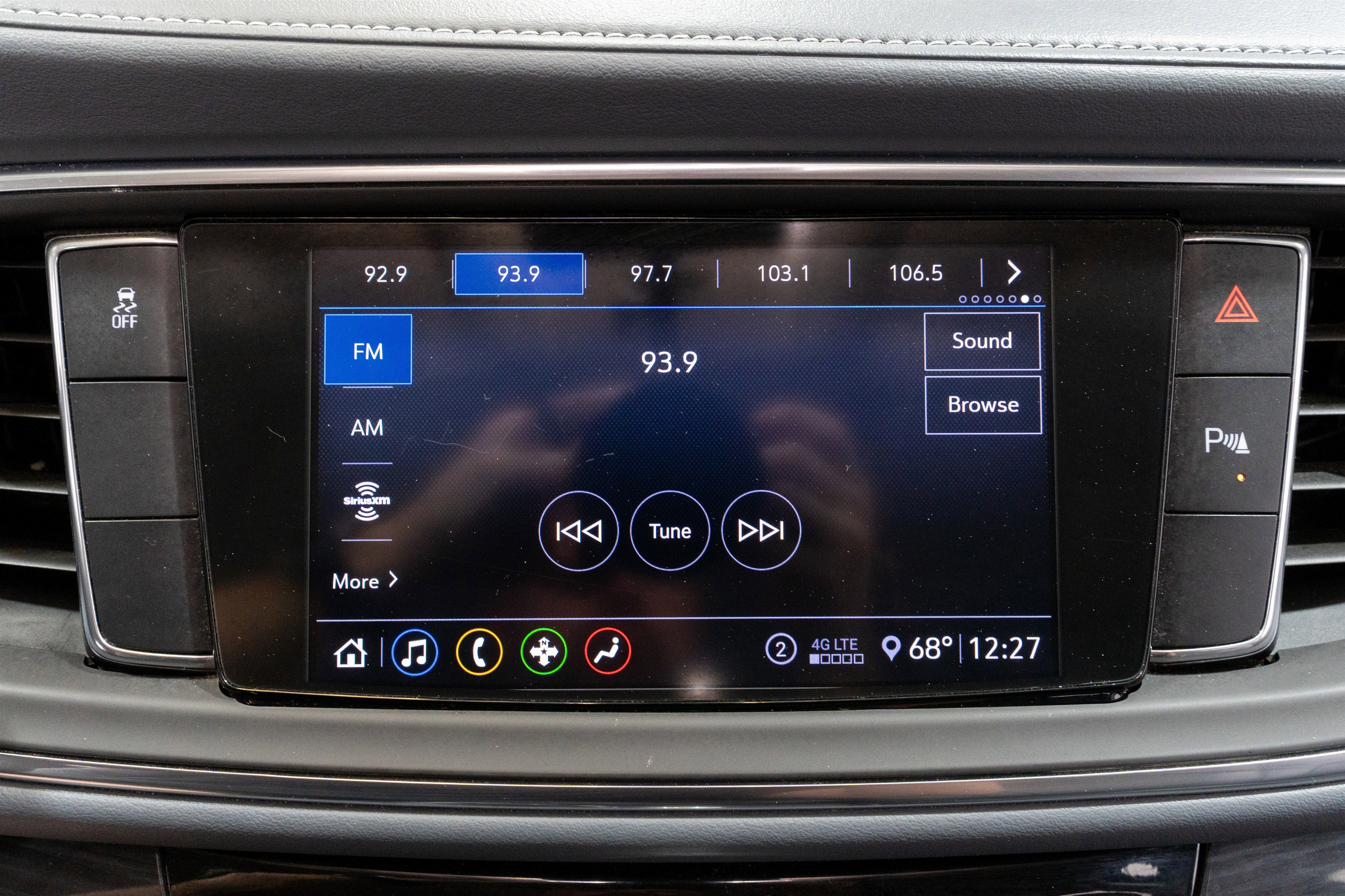 2020 Buick Enclave Essence