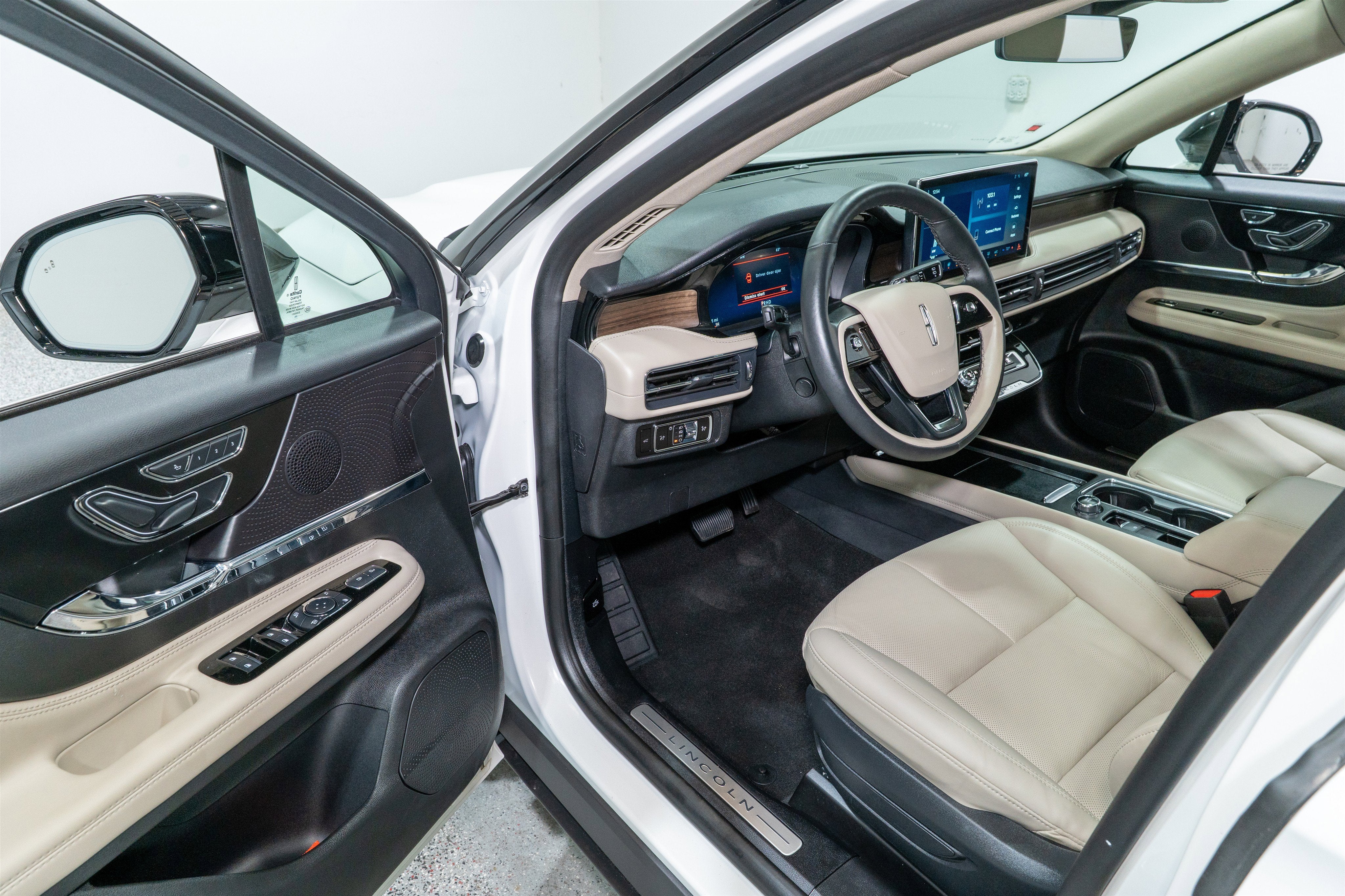 2025 Lincoln Corsair Reserve