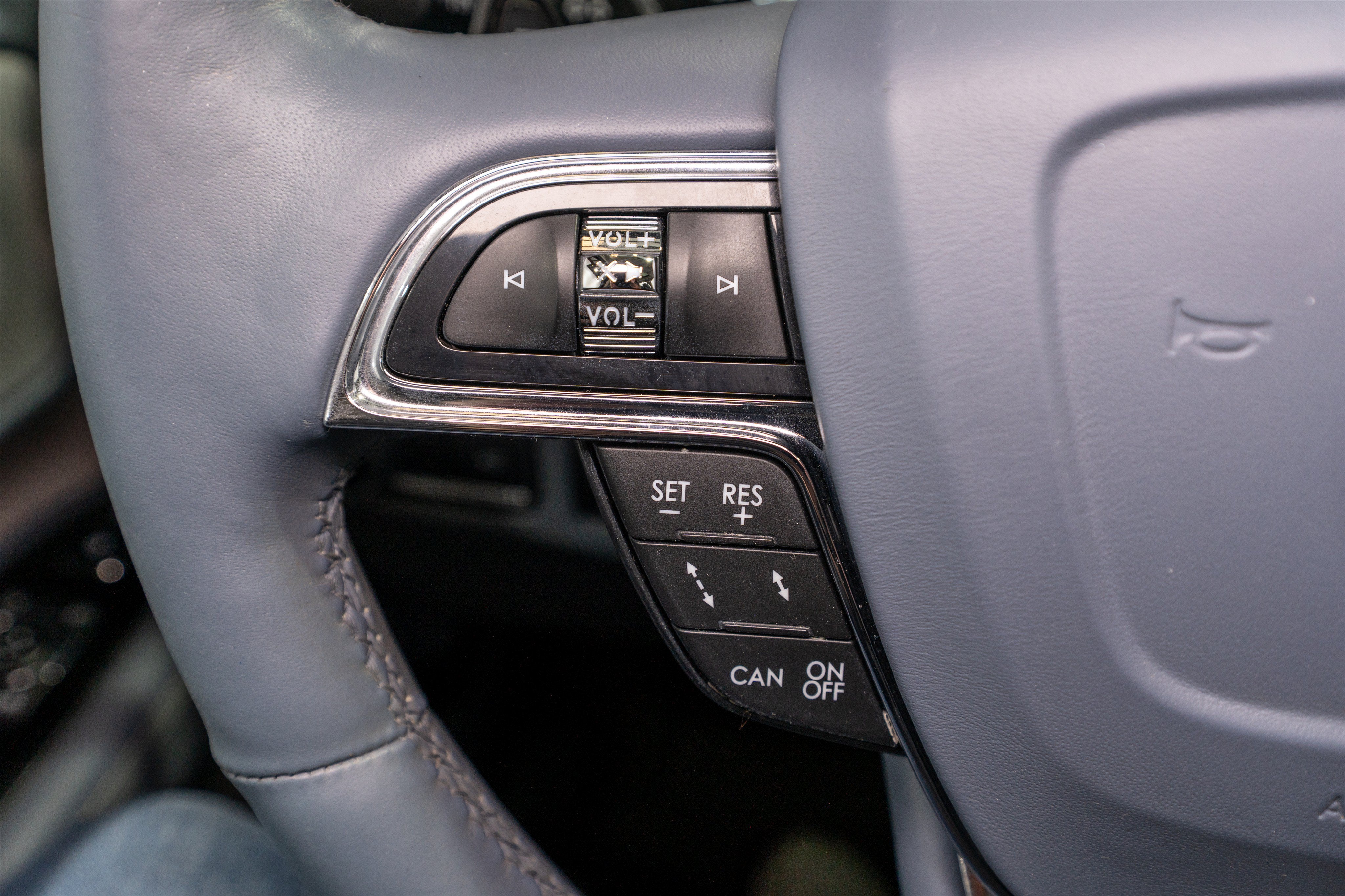 2020 Lincoln Navigator L Black Label