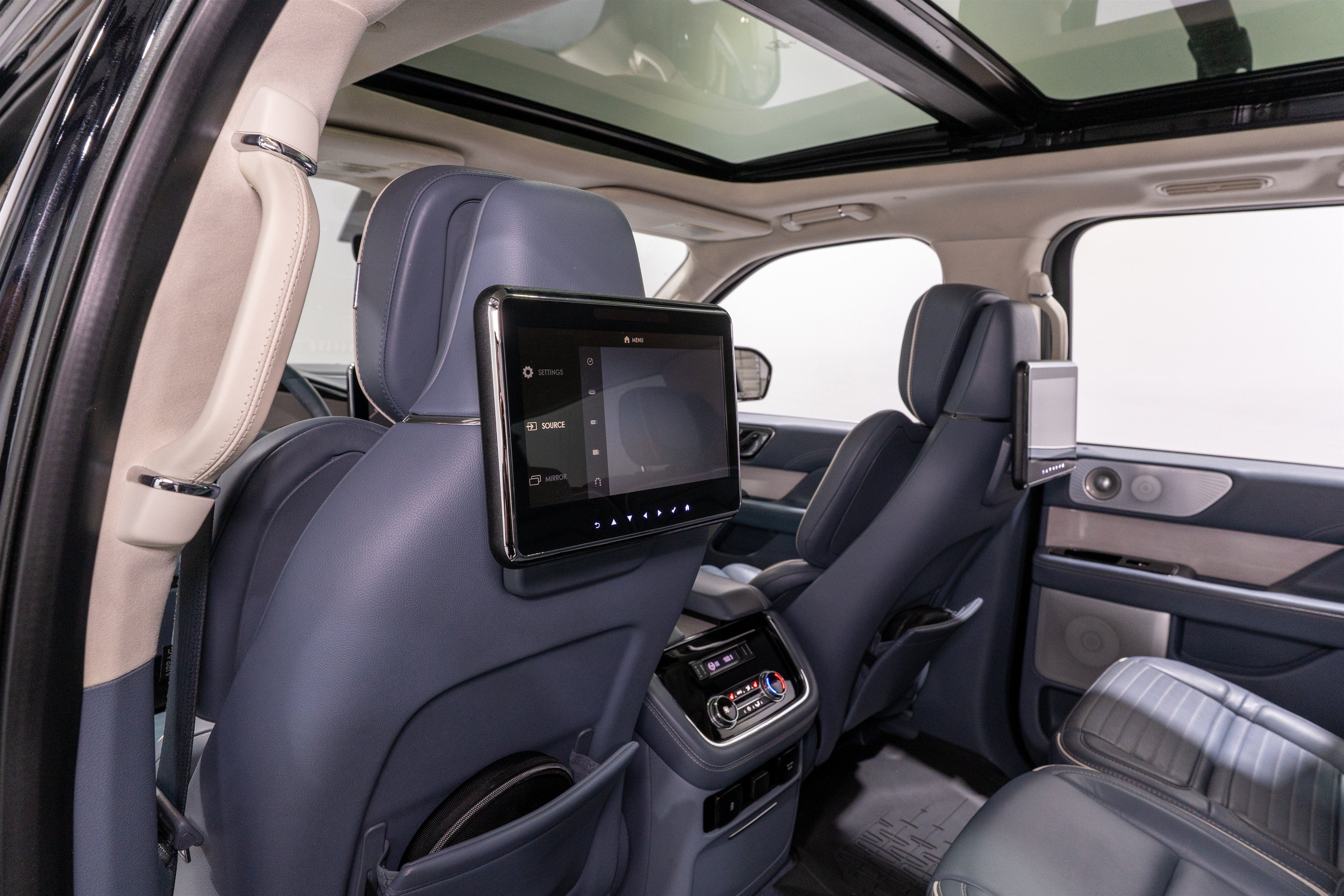 2020 Lincoln Navigator L Black Label
