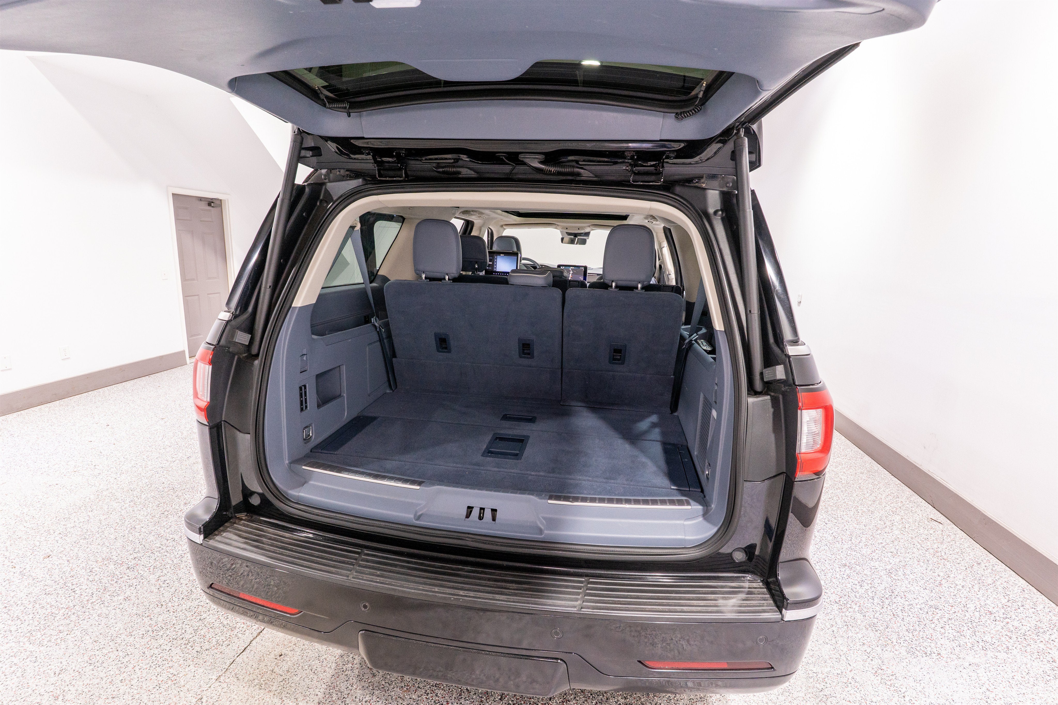 2020 Lincoln Navigator L Black Label