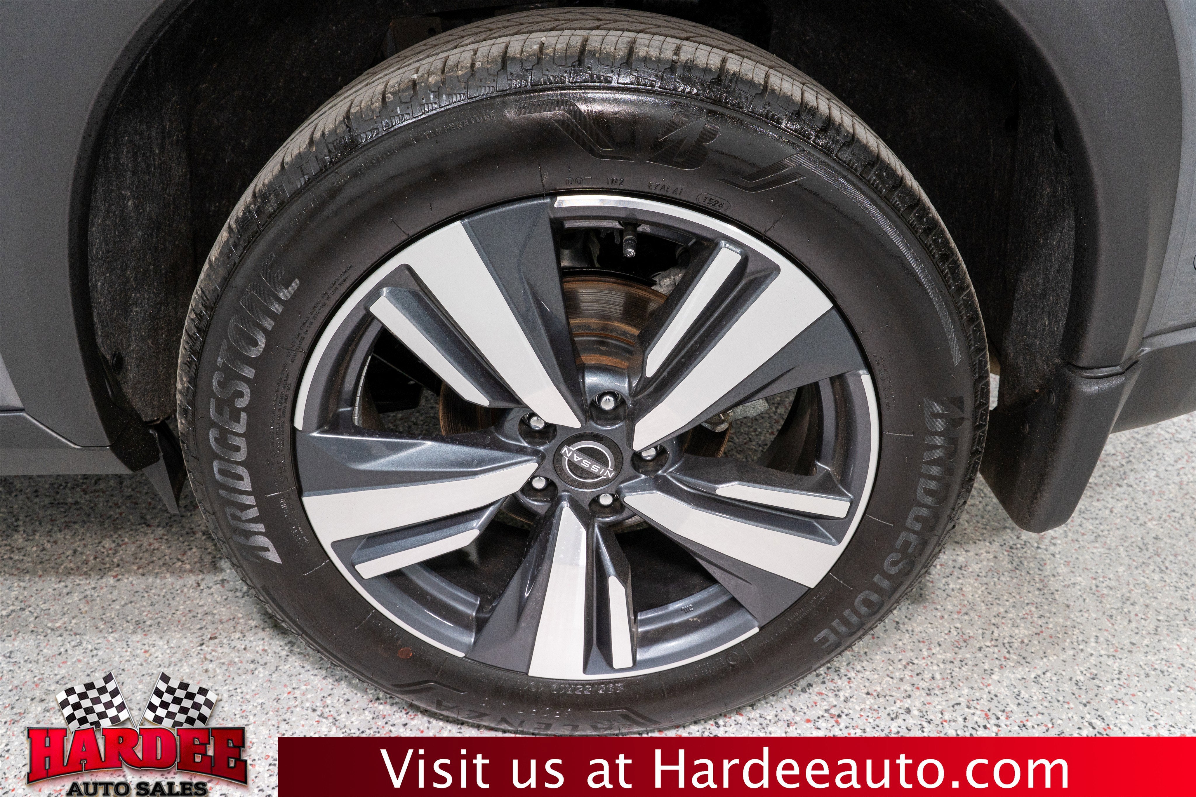 2024 Nissan Rogue SL