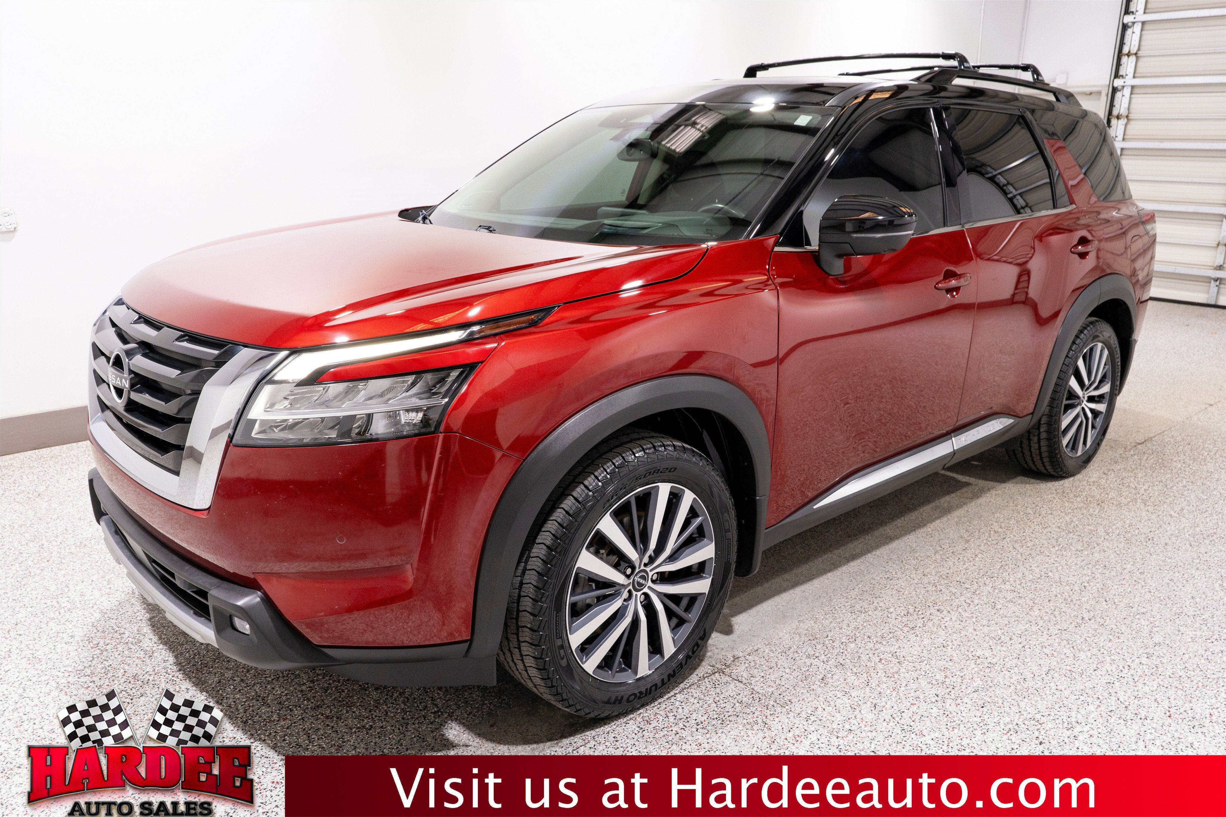 2022 Nissan Pathfinder Platinum