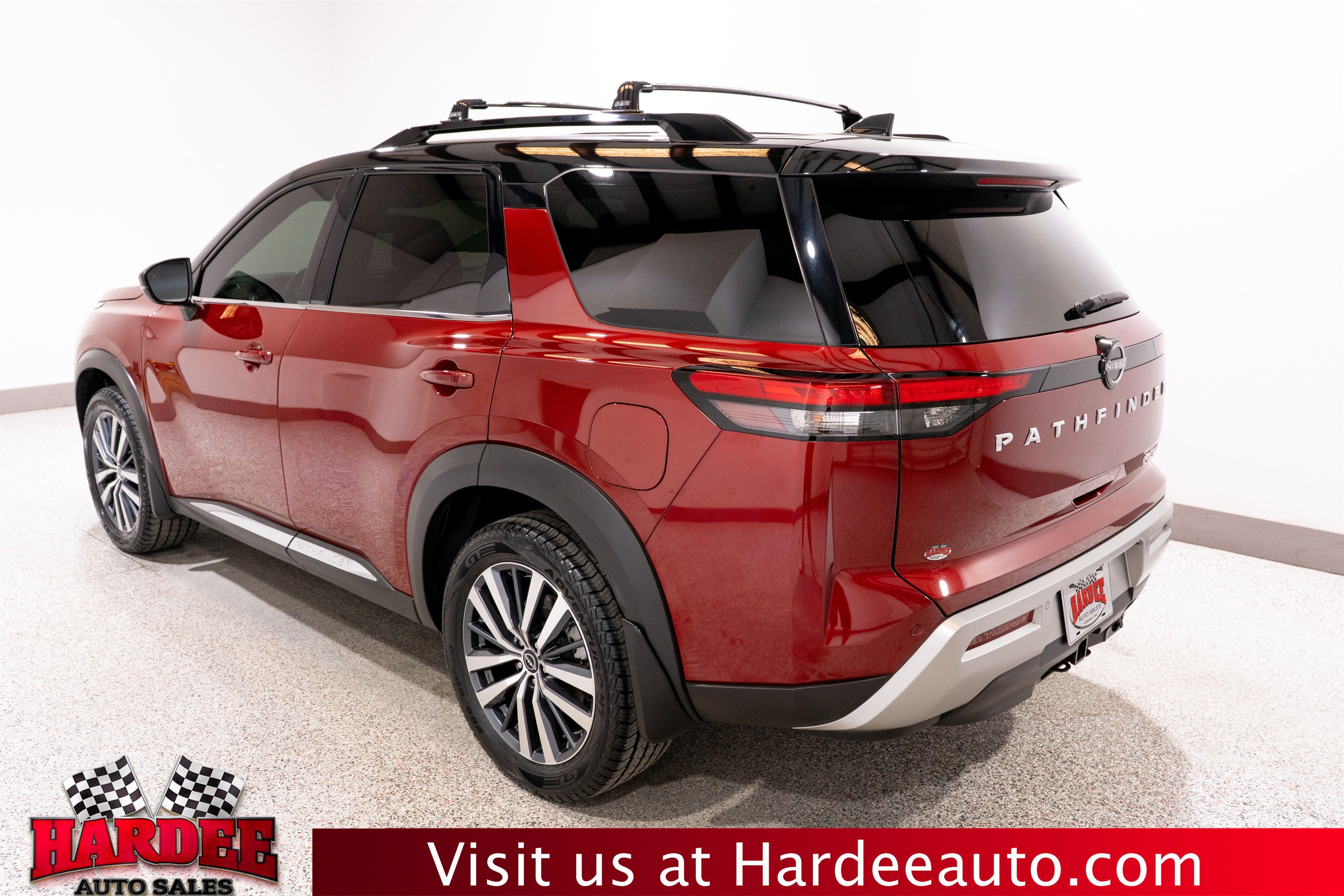 2022 Nissan Pathfinder Platinum