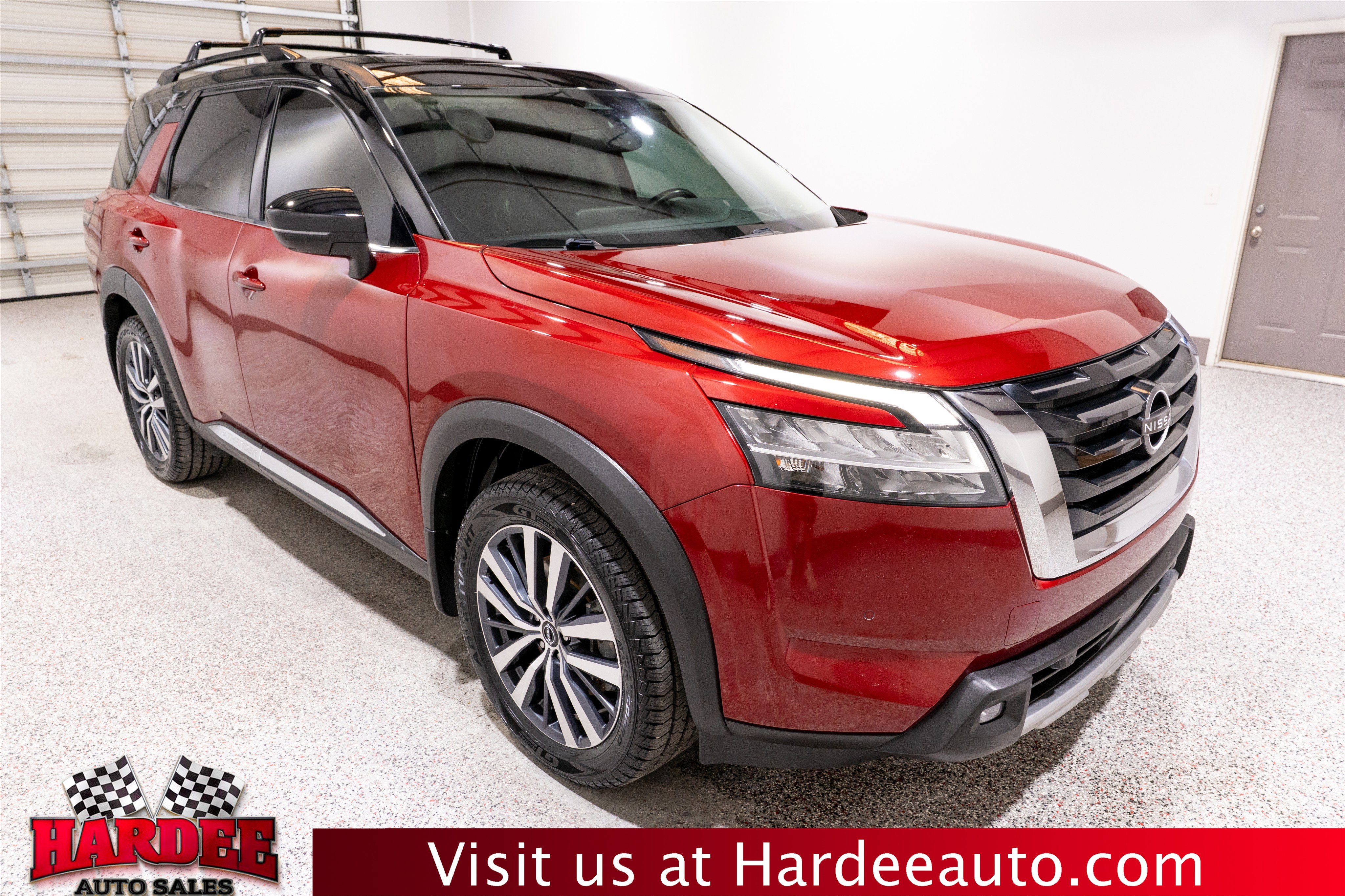 2022 Nissan Pathfinder Platinum