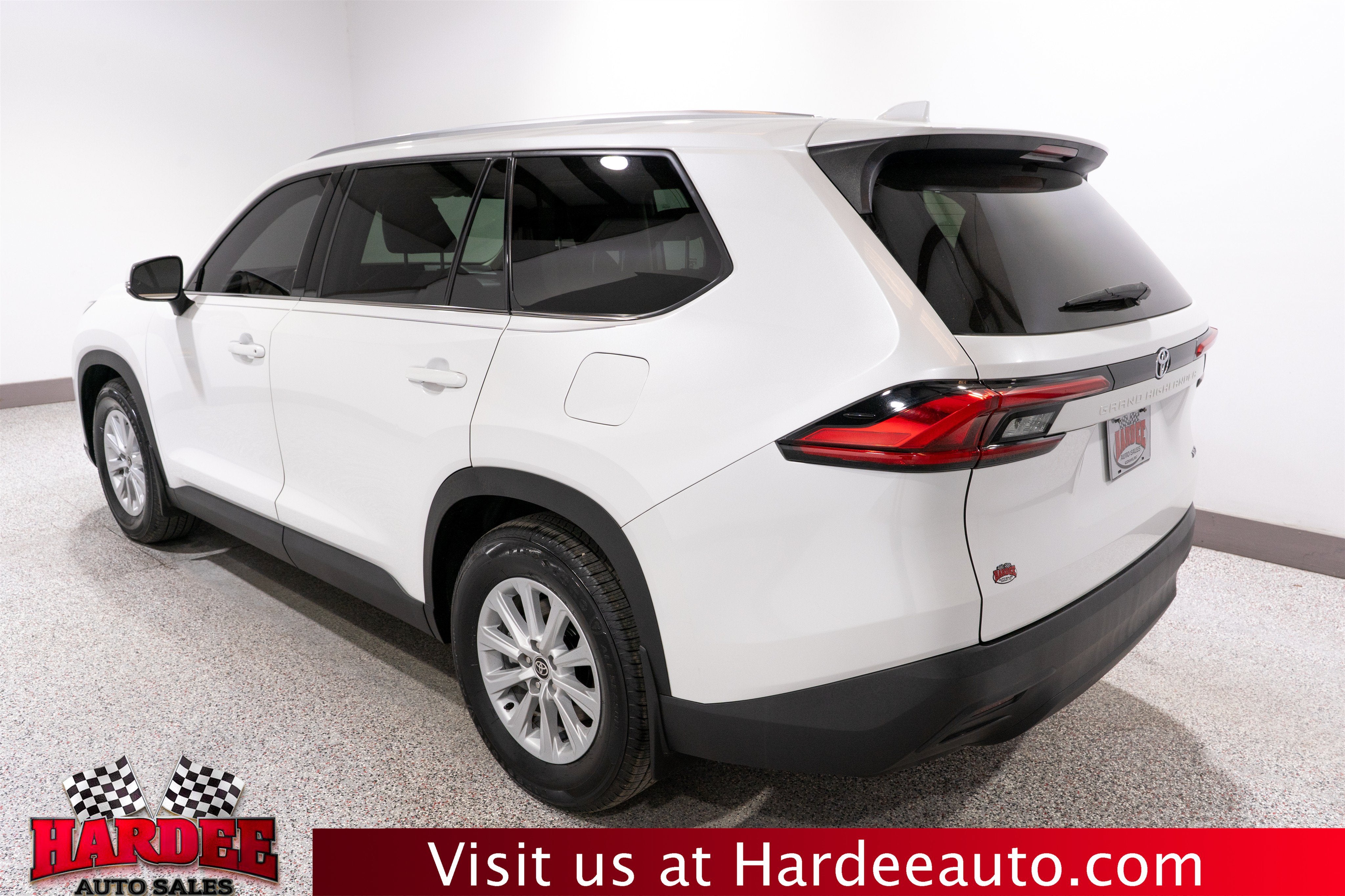2024 Toyota Grand Highlander XLE