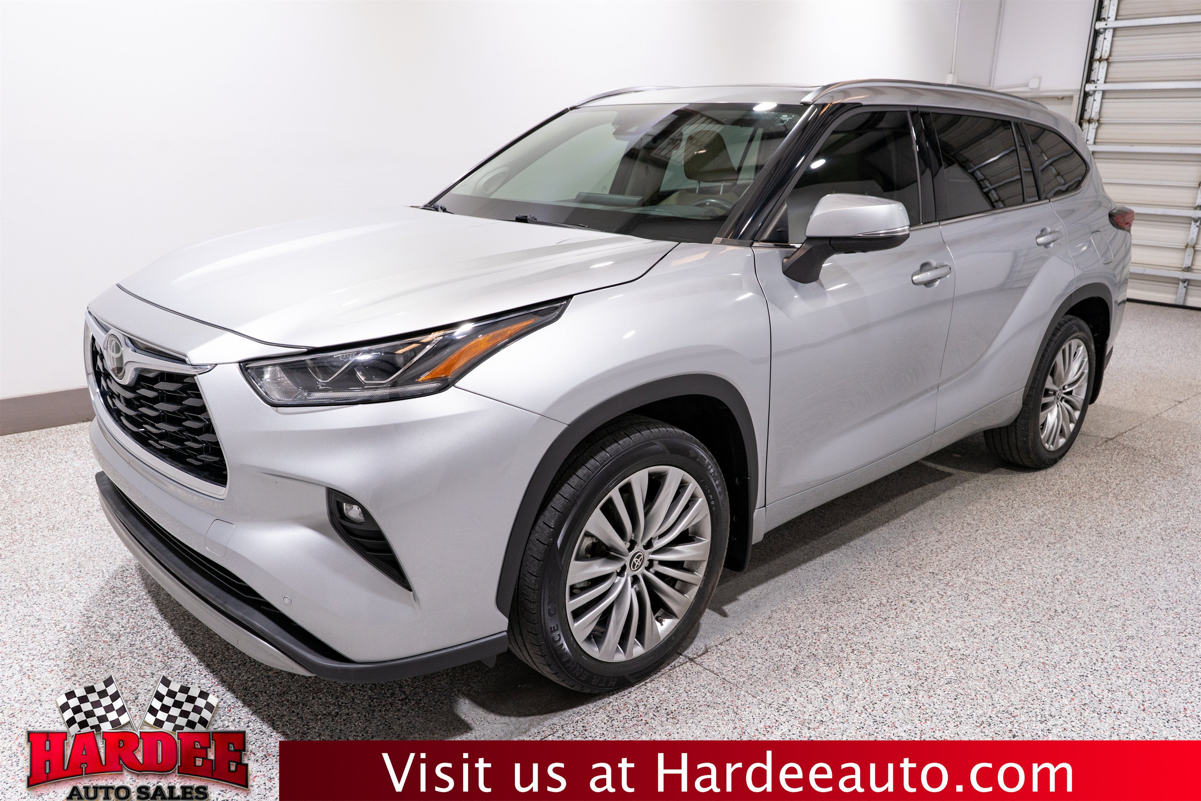 2022 Toyota Highlander Platinum