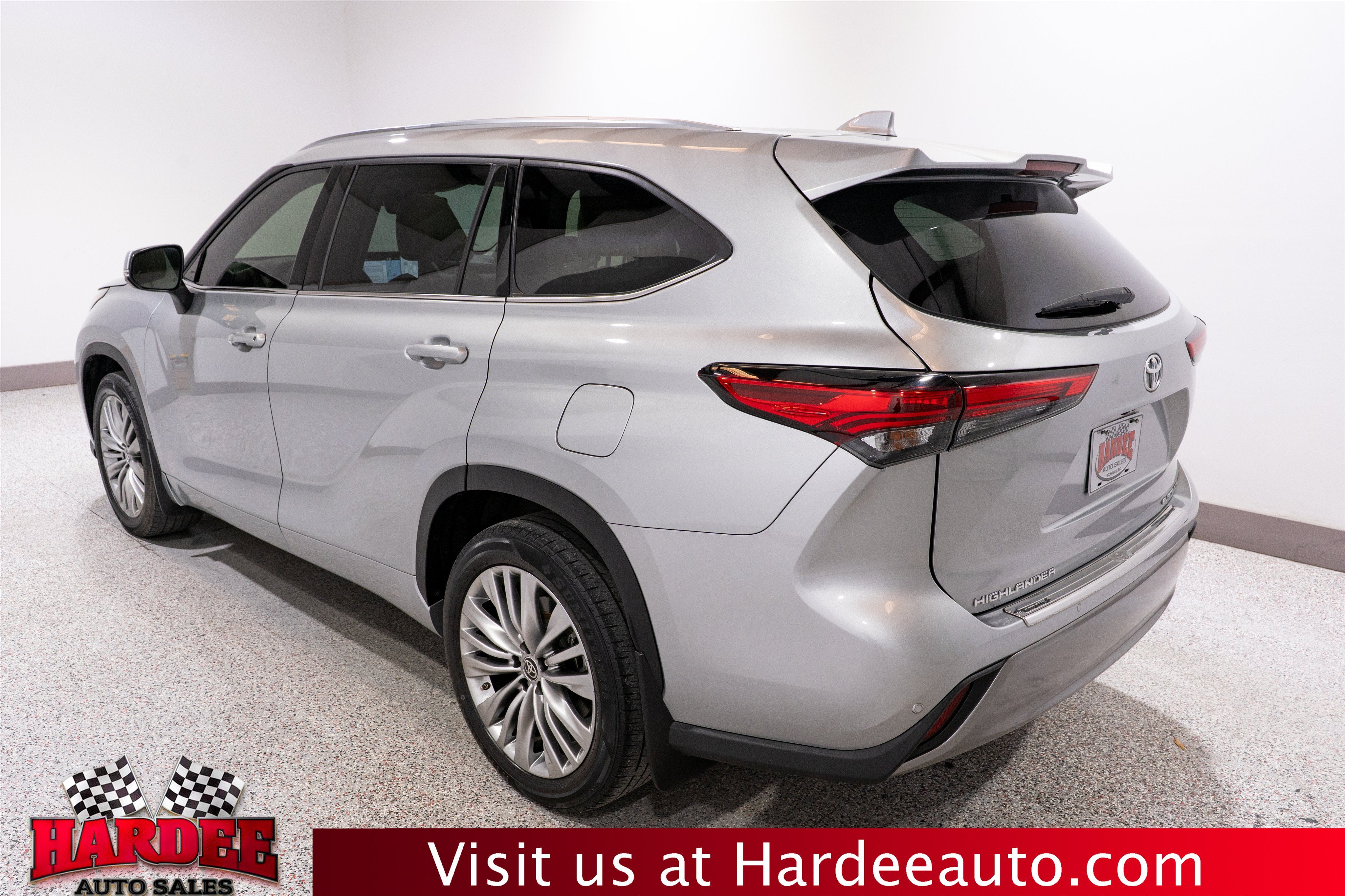 2022 Toyota Highlander Platinum