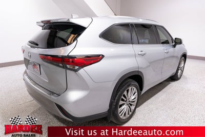 2022 Toyota Highlander Platinum