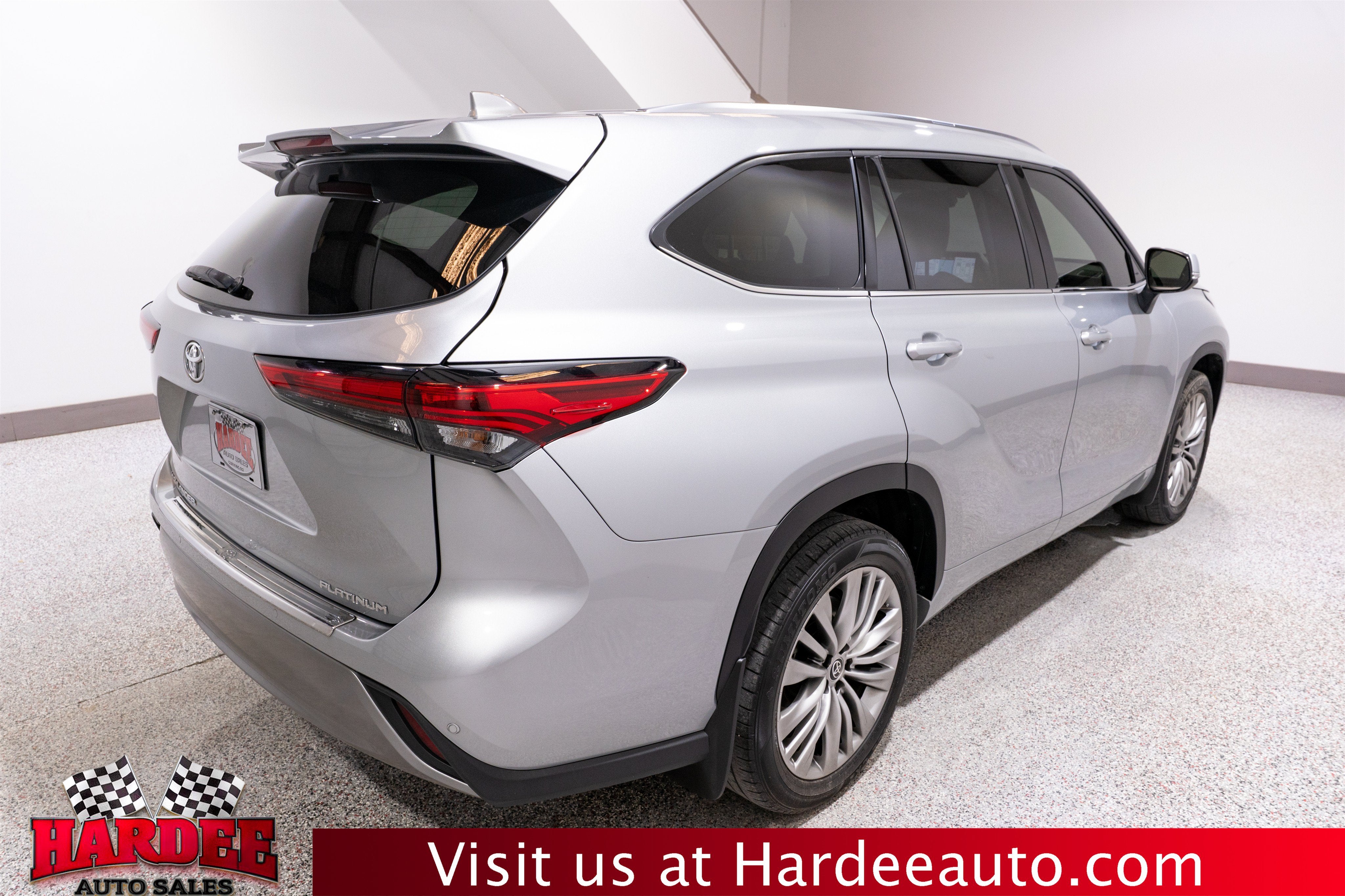 2022 Toyota Highlander Platinum