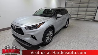 2022 Toyota Highlander Platinum