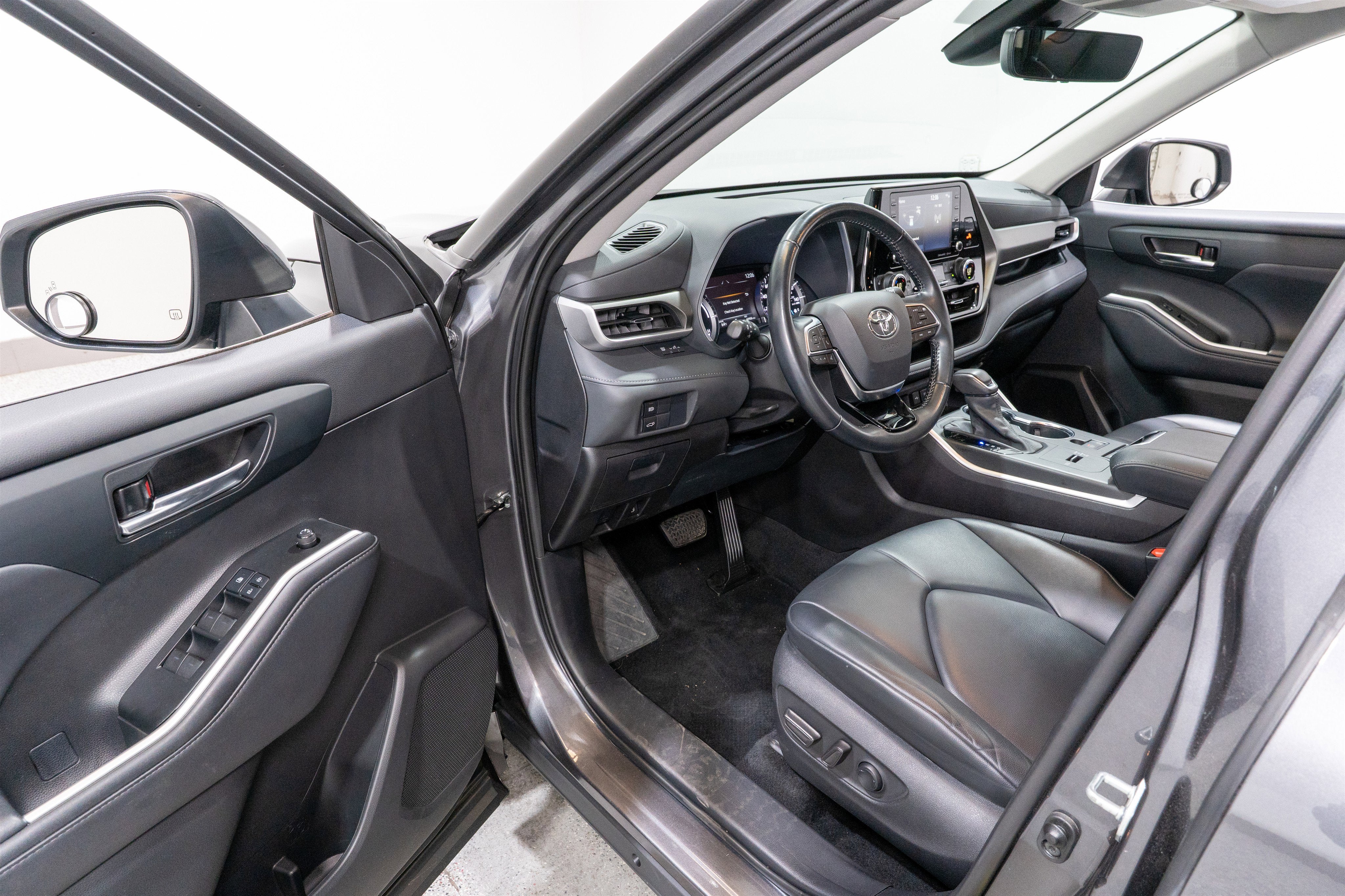 2021 Toyota Highlander Hybrid XLE