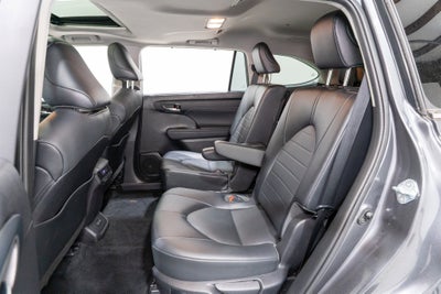 2021 Toyota Highlander Hybrid XLE