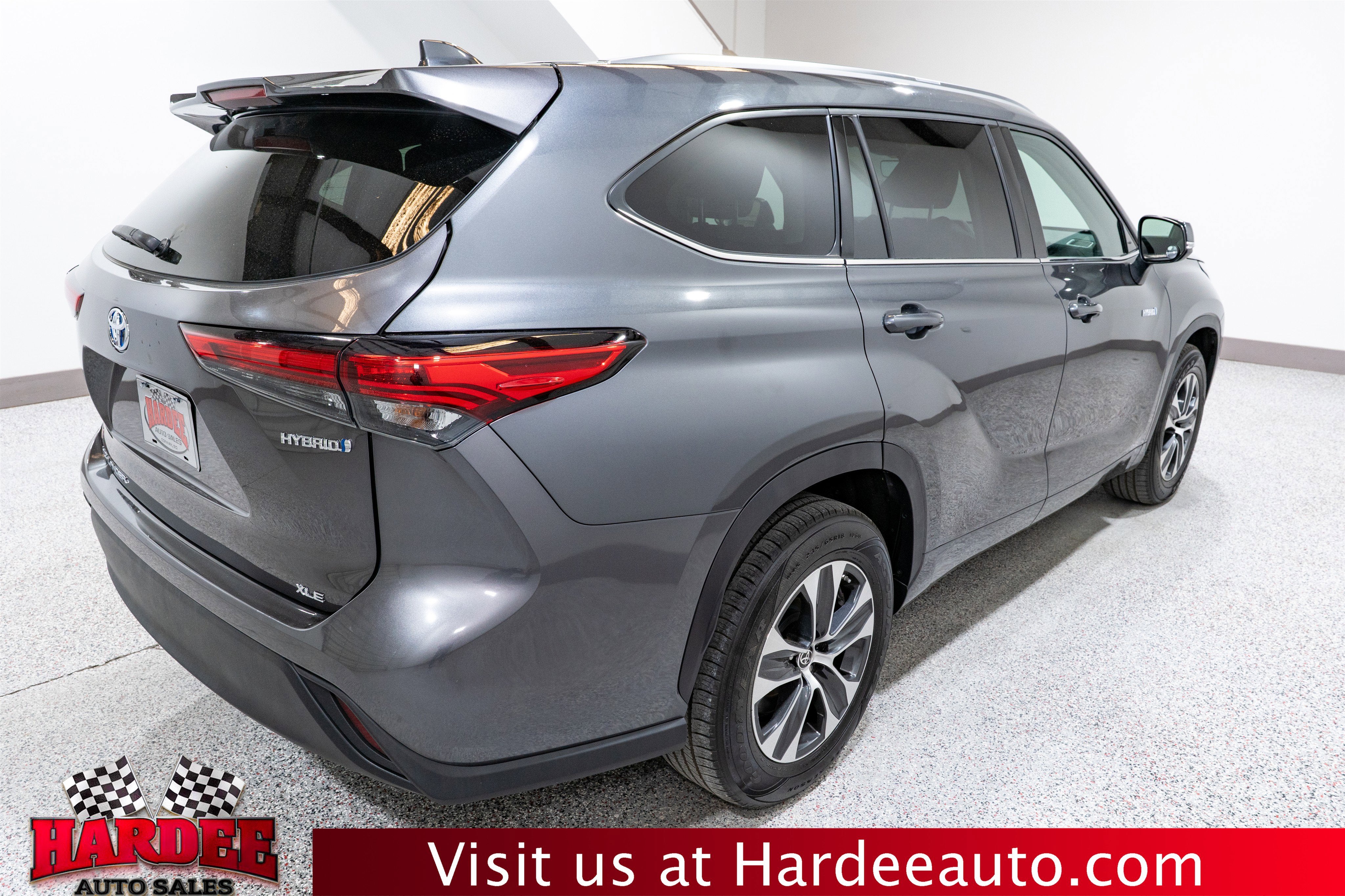 2021 Toyota Highlander Hybrid XLE