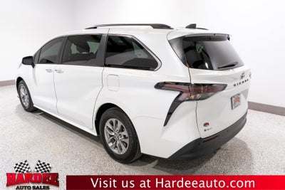 2026 Toyota Sienna XLE