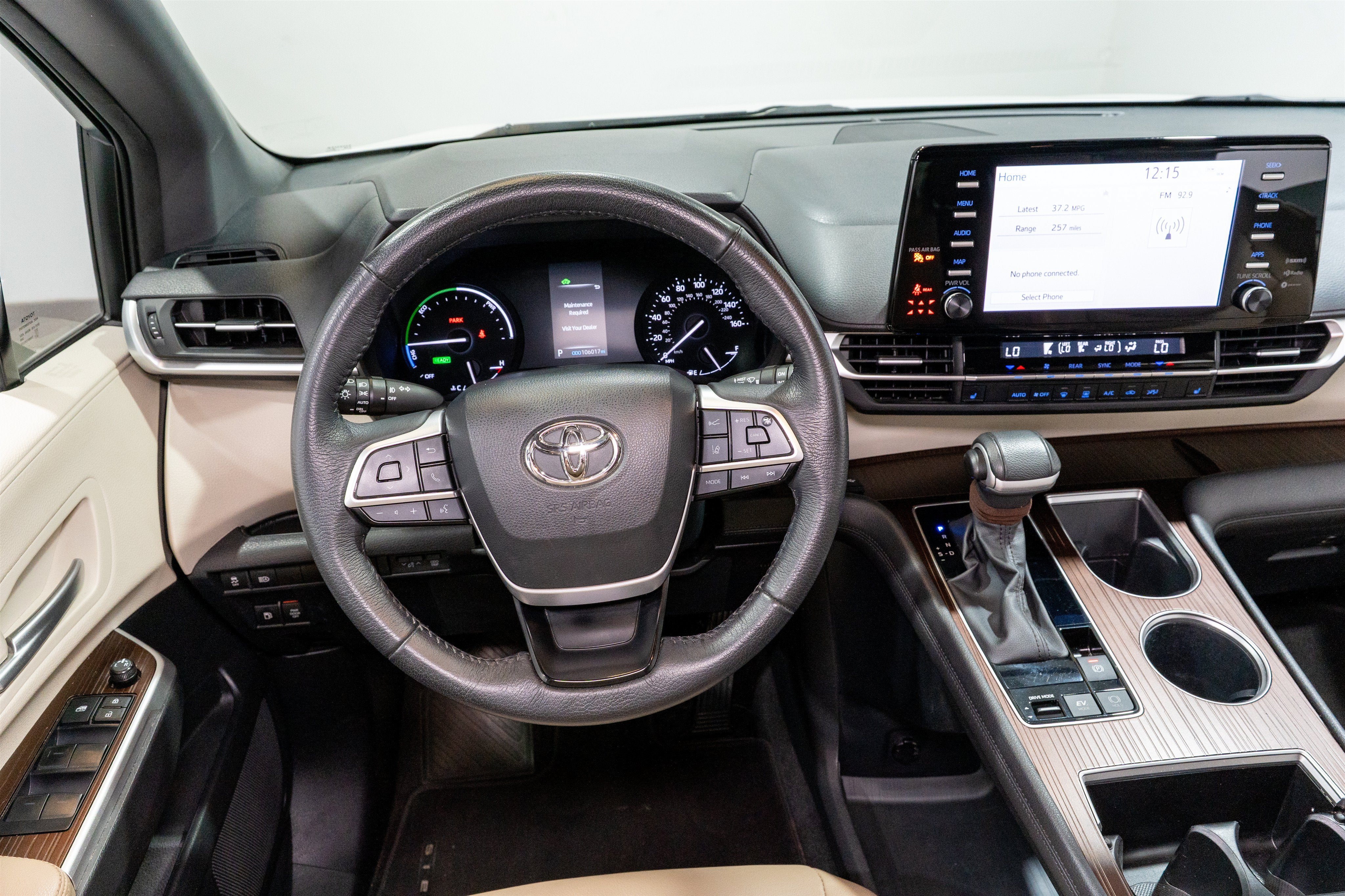 2023 Toyota Sienna XLE