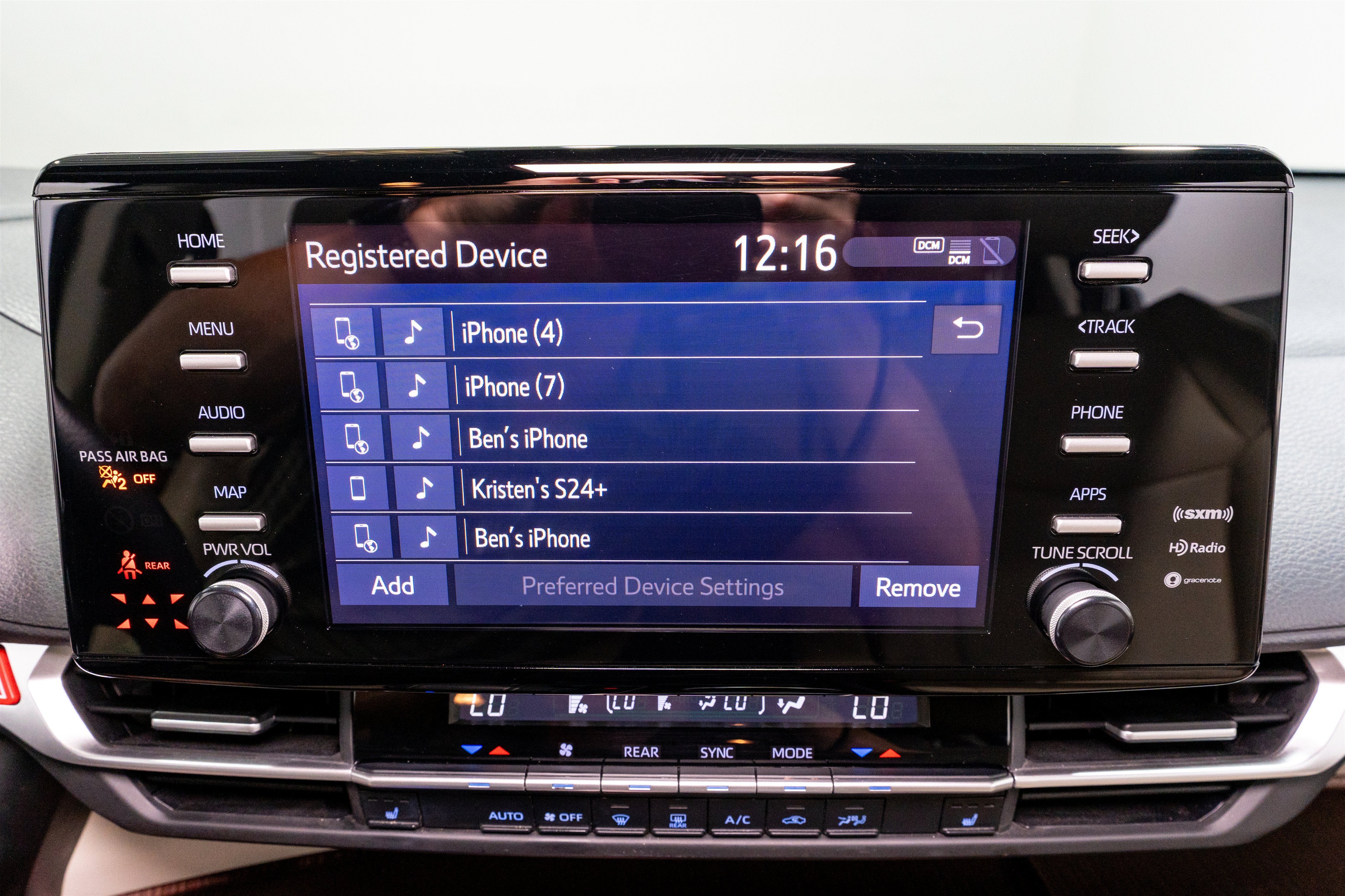 2023 Toyota Sienna XLE