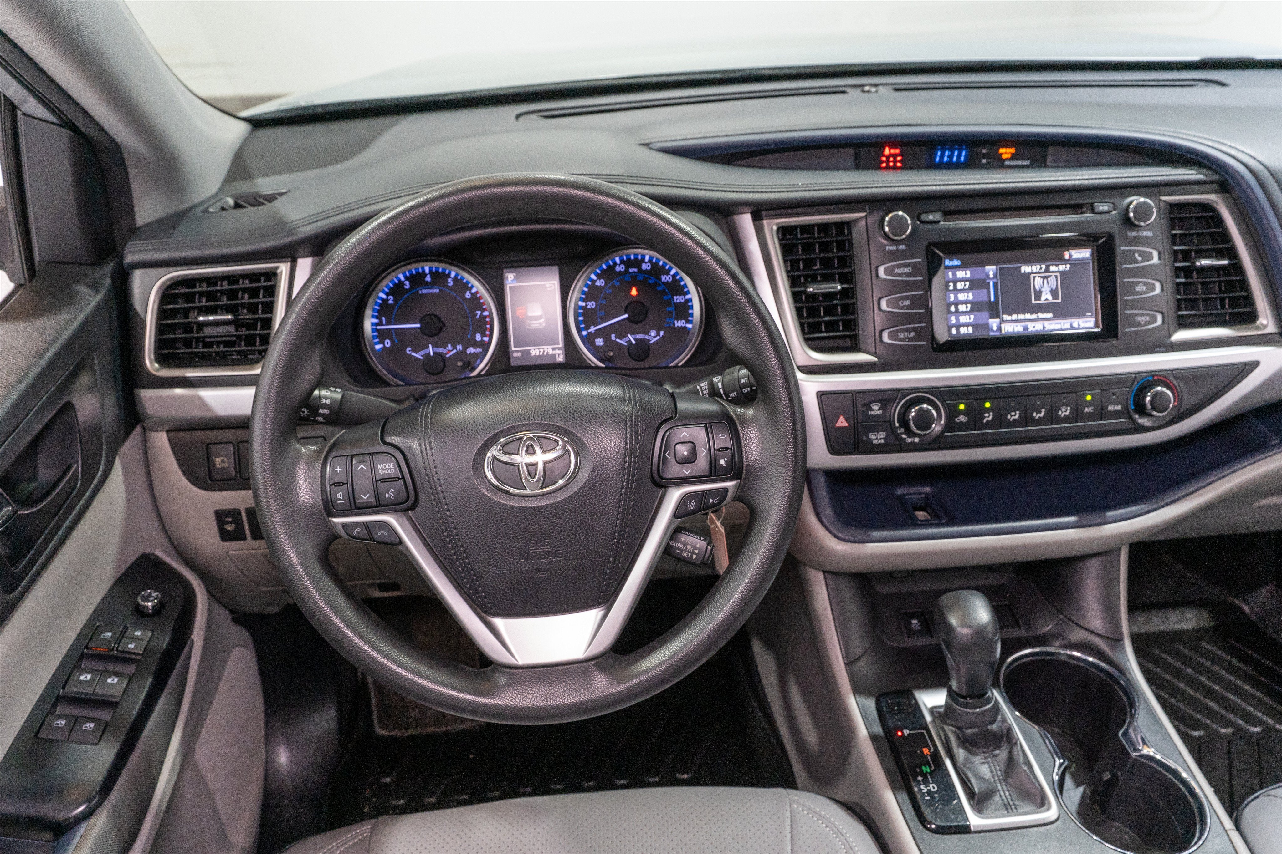 2018 Toyota Highlander LE