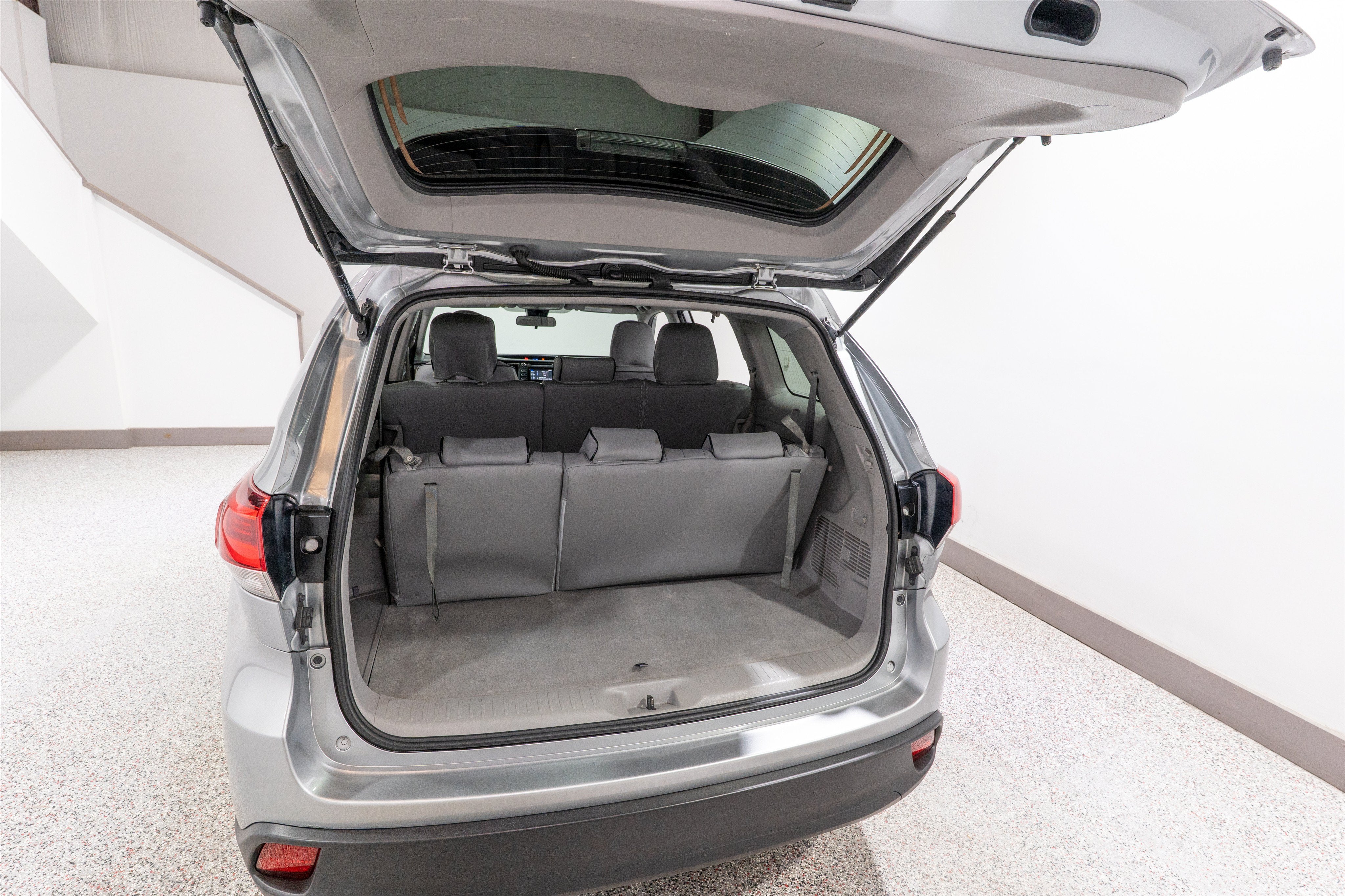 2018 Toyota Highlander LE